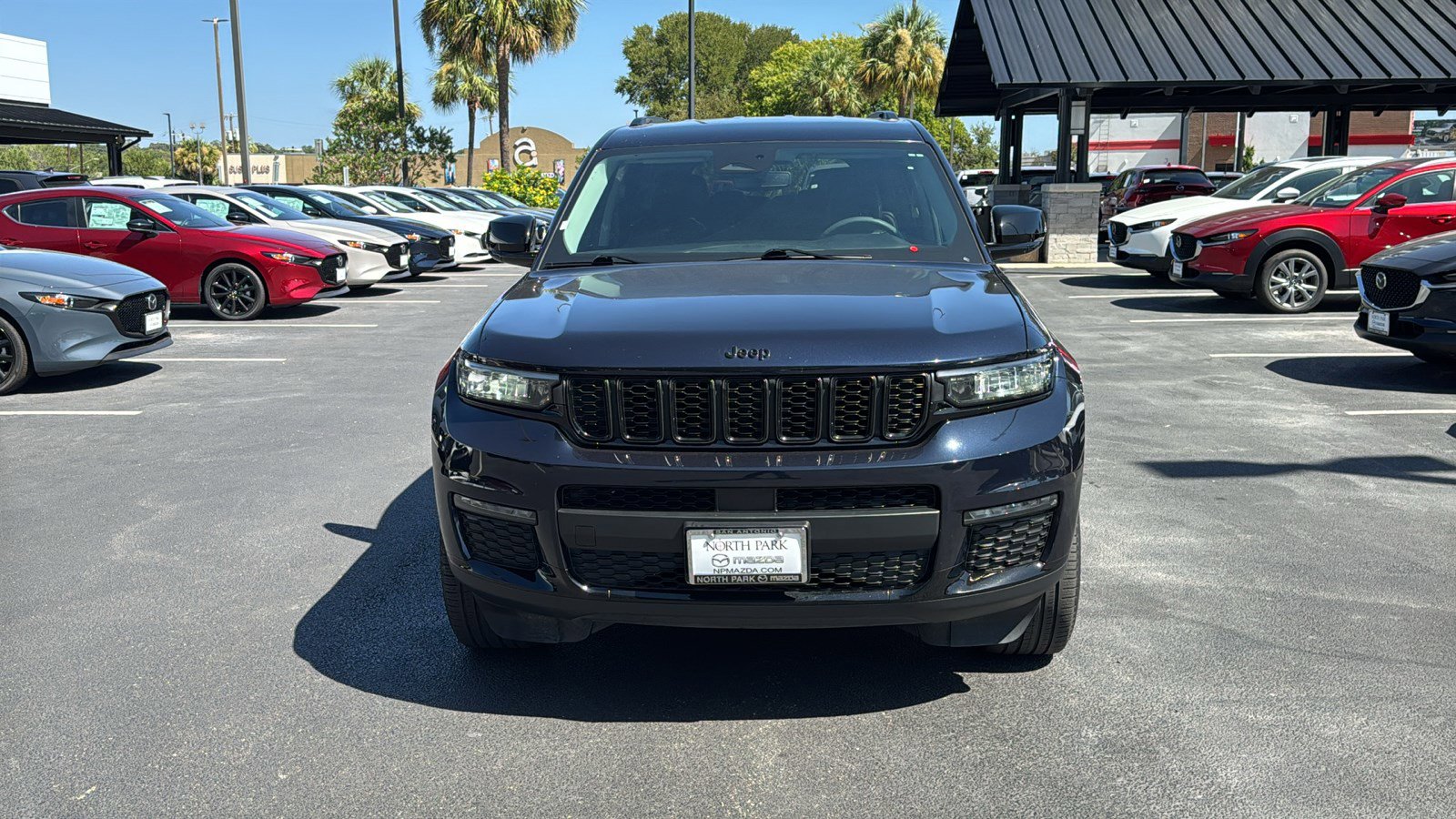 2023 Jeep Grand Cherokee Limited photo 3