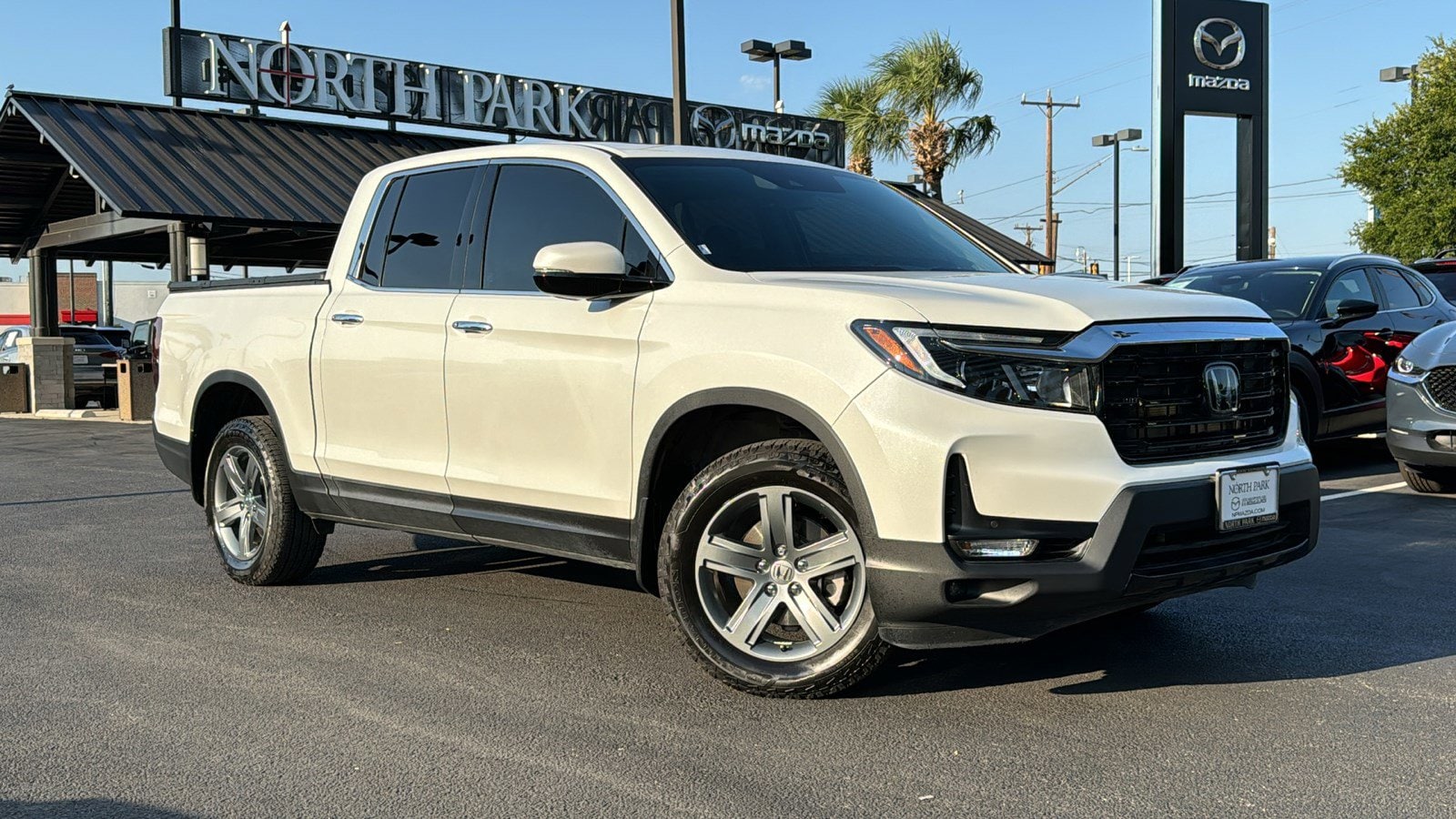 Used 2022 Honda Ridgeline RTL-E with VIN 5FPYK3F70NB006254 for sale in San Antonio, TX