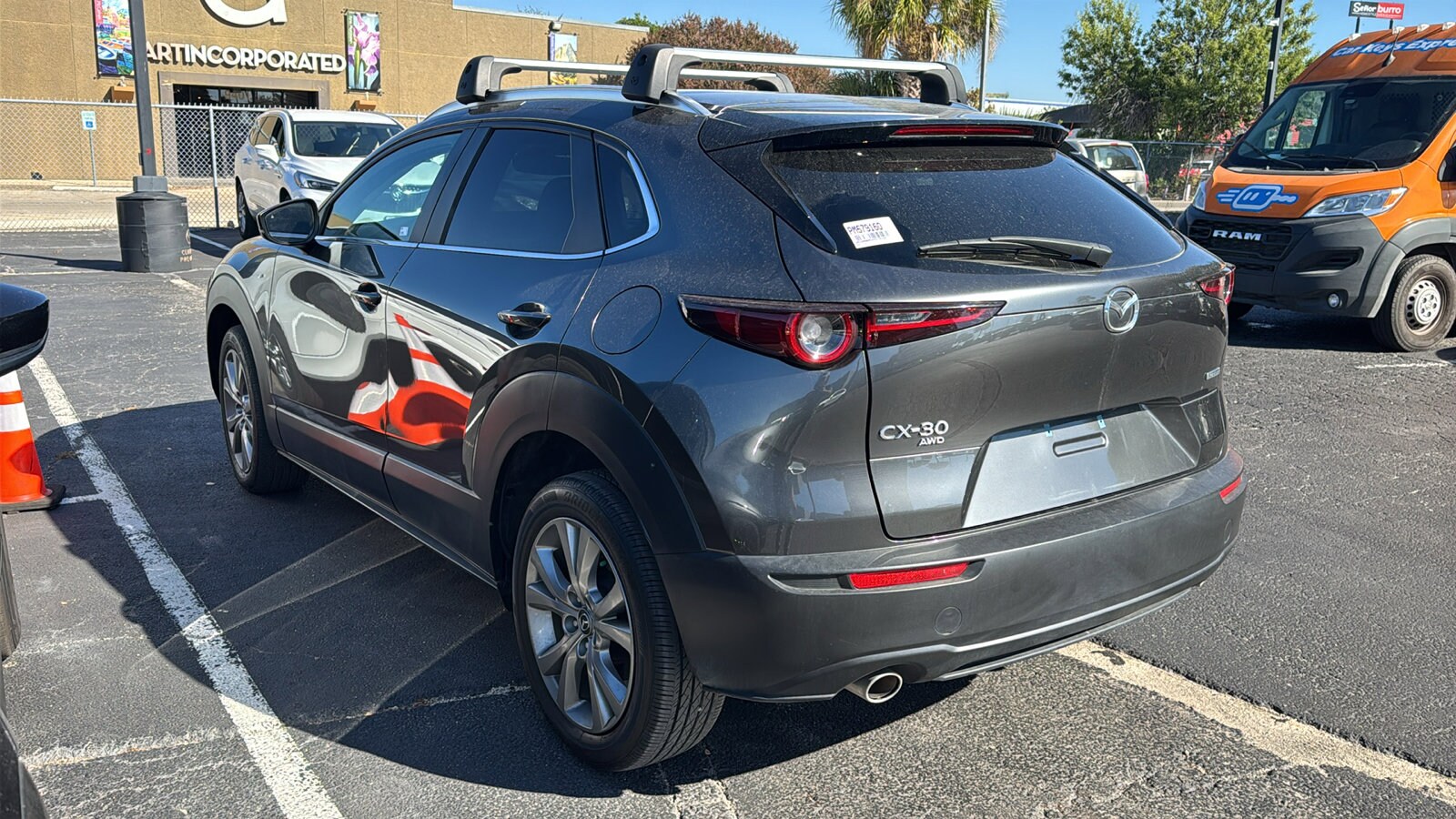 2023 Mazda CX-30 2.5 Select photo 4