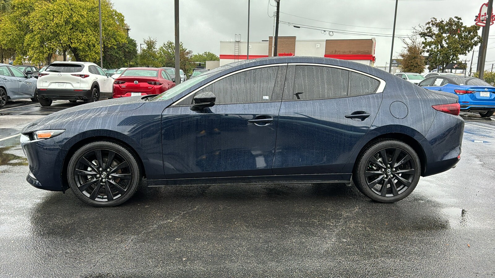 2025 Mazda Mazda3 2.5 Select Sport photo 4