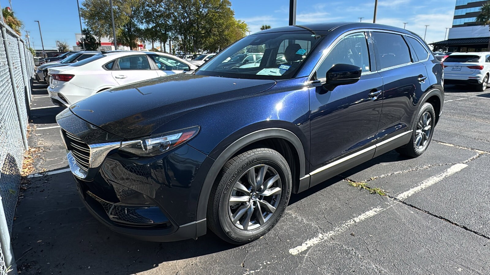 2023 Mazda CX-9 Touring photo 2