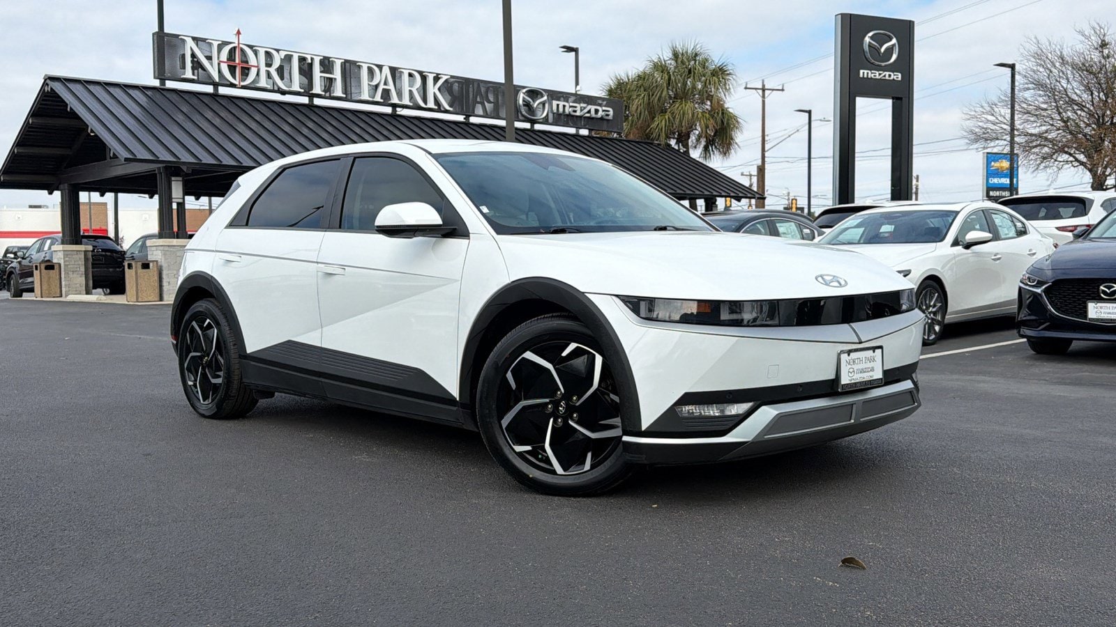 Used 2023 Hyundai IONIQ 5 SEL with VIN KM8KN4AE4PU182411 for sale in San Antonio, TX