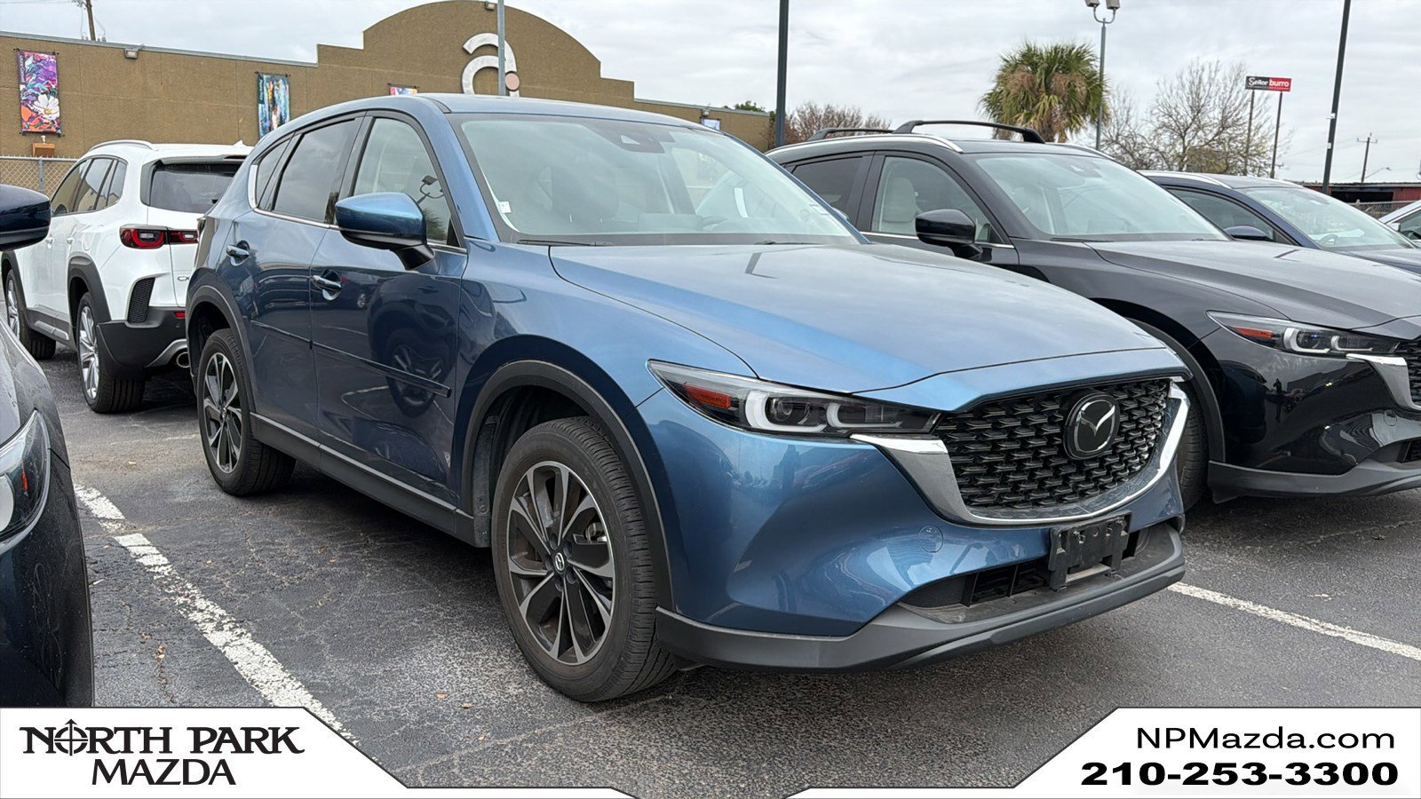 2023 Mazda CX-5 S Premium package