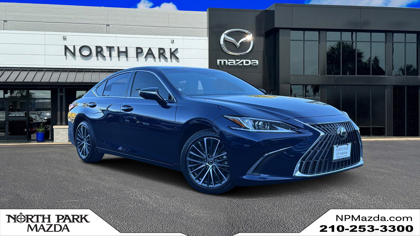 2023 Lexus ES 350's photo