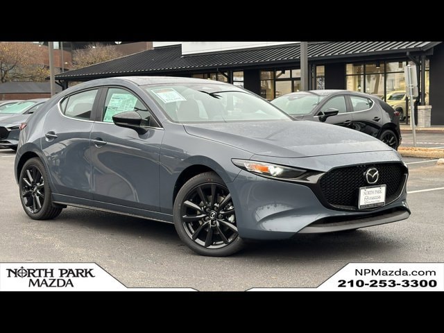 2026 Mazda Mazda3 Carbon Edition's photo