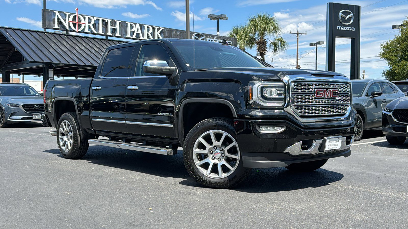 Used 2018 GMC Sierra 1500 Denali Denali with VIN 3GTP1PEJ9JG221602 for sale in San Antonio, TX