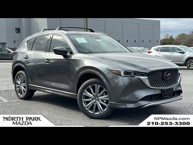2025 Mazda CX-5 Signature's photo