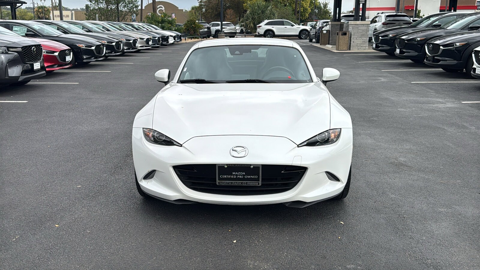 2023 Mazda MX-5 Miata Miata RF Grand Touring photo 3