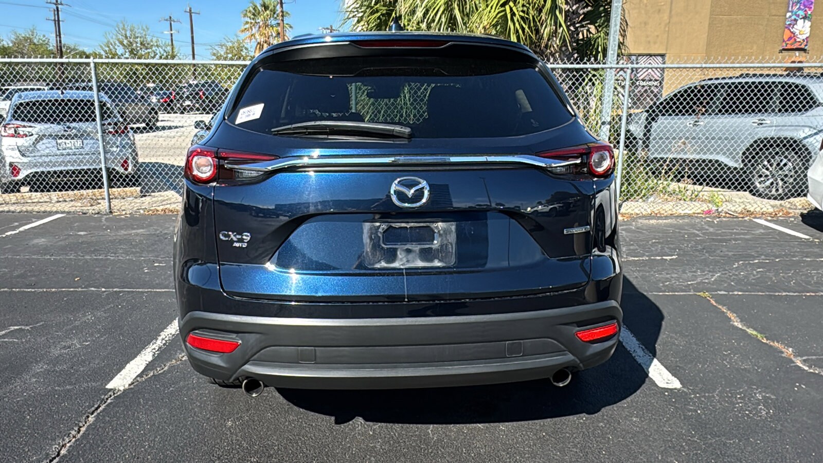 2023 Mazda CX-9 Touring photo 4