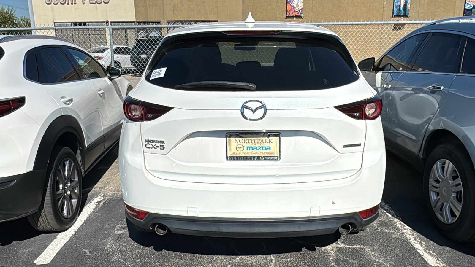 2020 Mazda CX-5 Touring photo 4