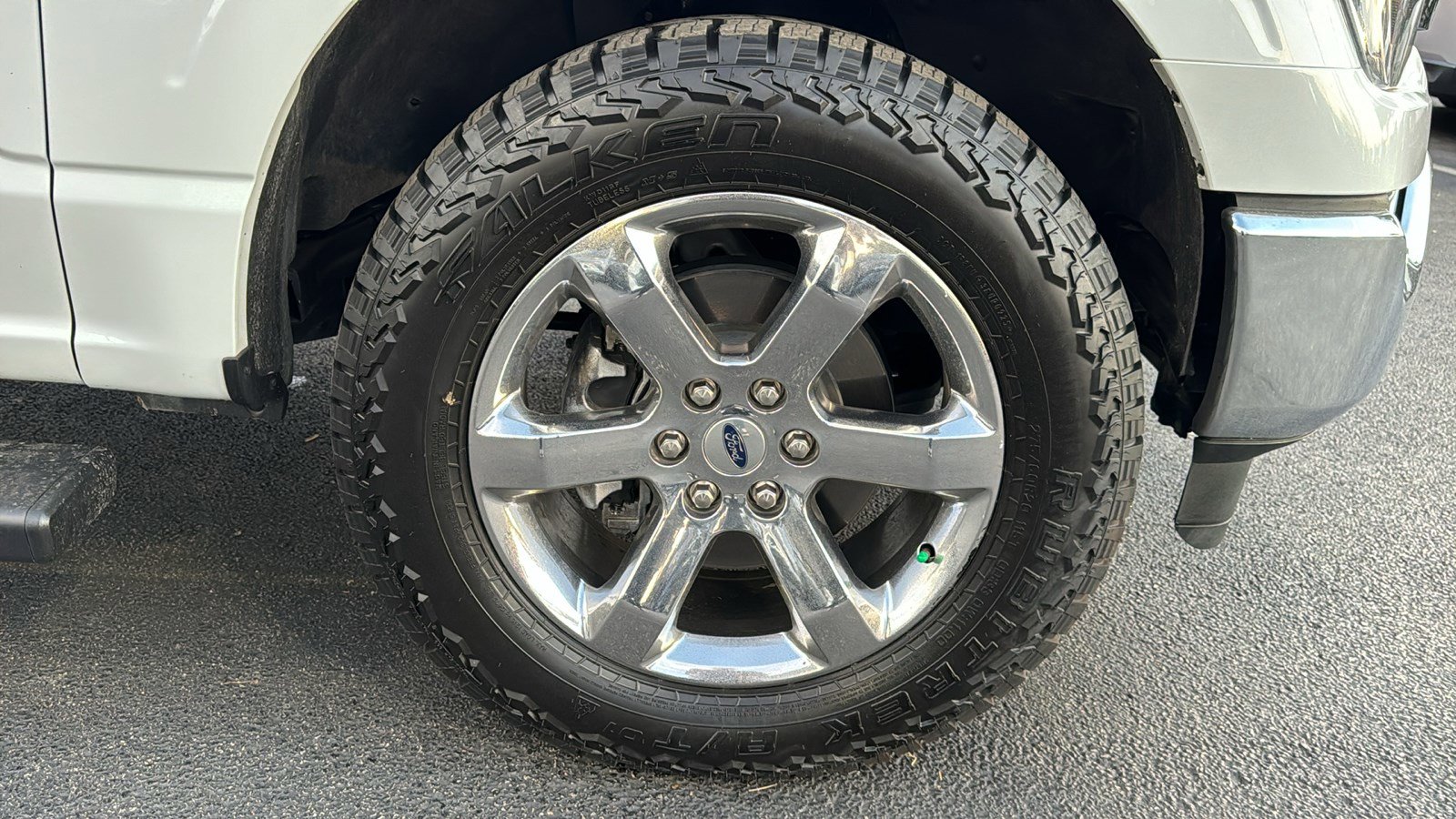 2023 Ford F-150 Lariat - Photo 10