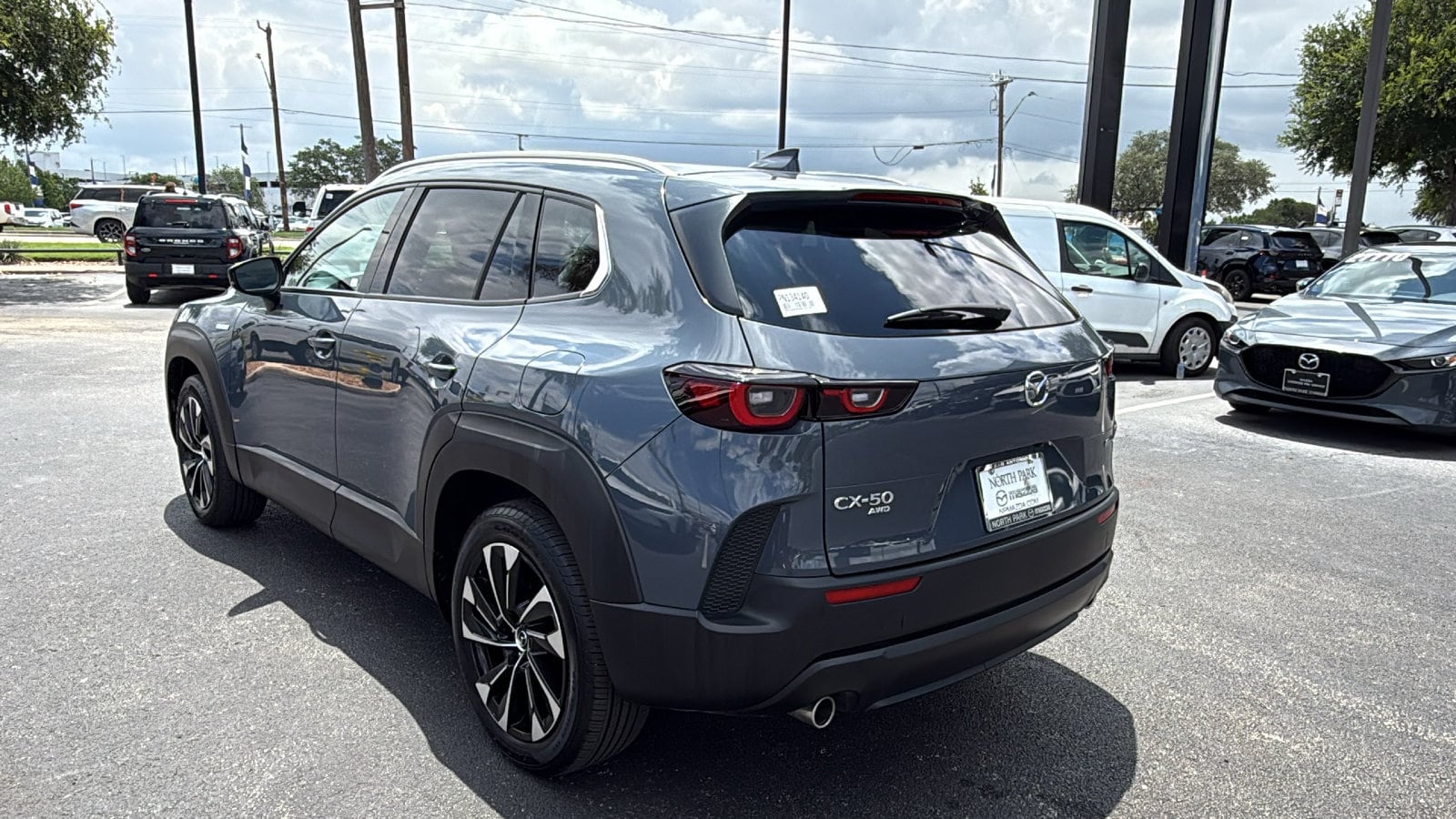 2025 Mazda CX-50 Premium Plus - Photo 6