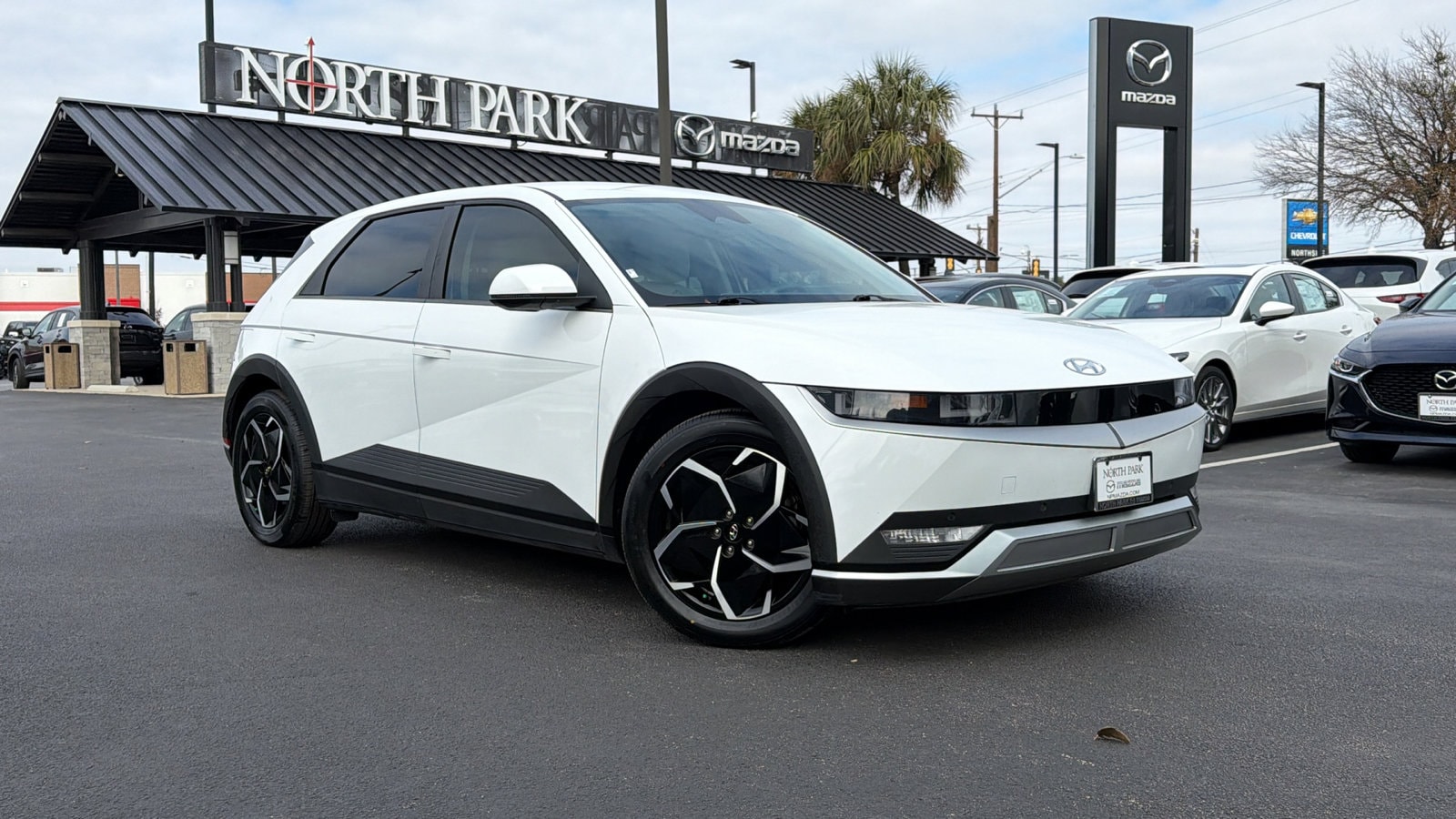 Used 2023 Hyundai IONIQ 5 SEL with VIN KM8KN4AE4PU182411 for sale in San Antonio, TX