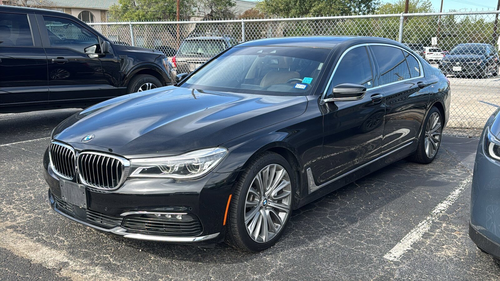 2017 Bmw 750i Sedan photo 3
