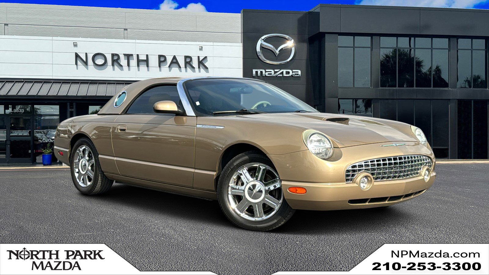 2005 Ford Thunderbird Premium's photo