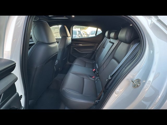 2026 Mazda Mazda3 Premium - Photo 16