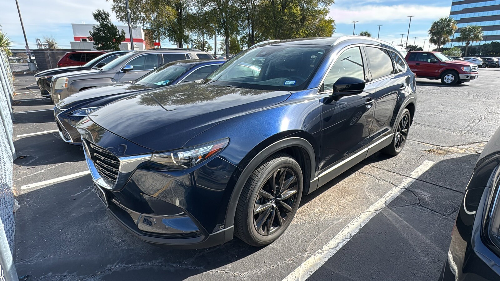 2022 Mazda CX-9 Touring photo 2