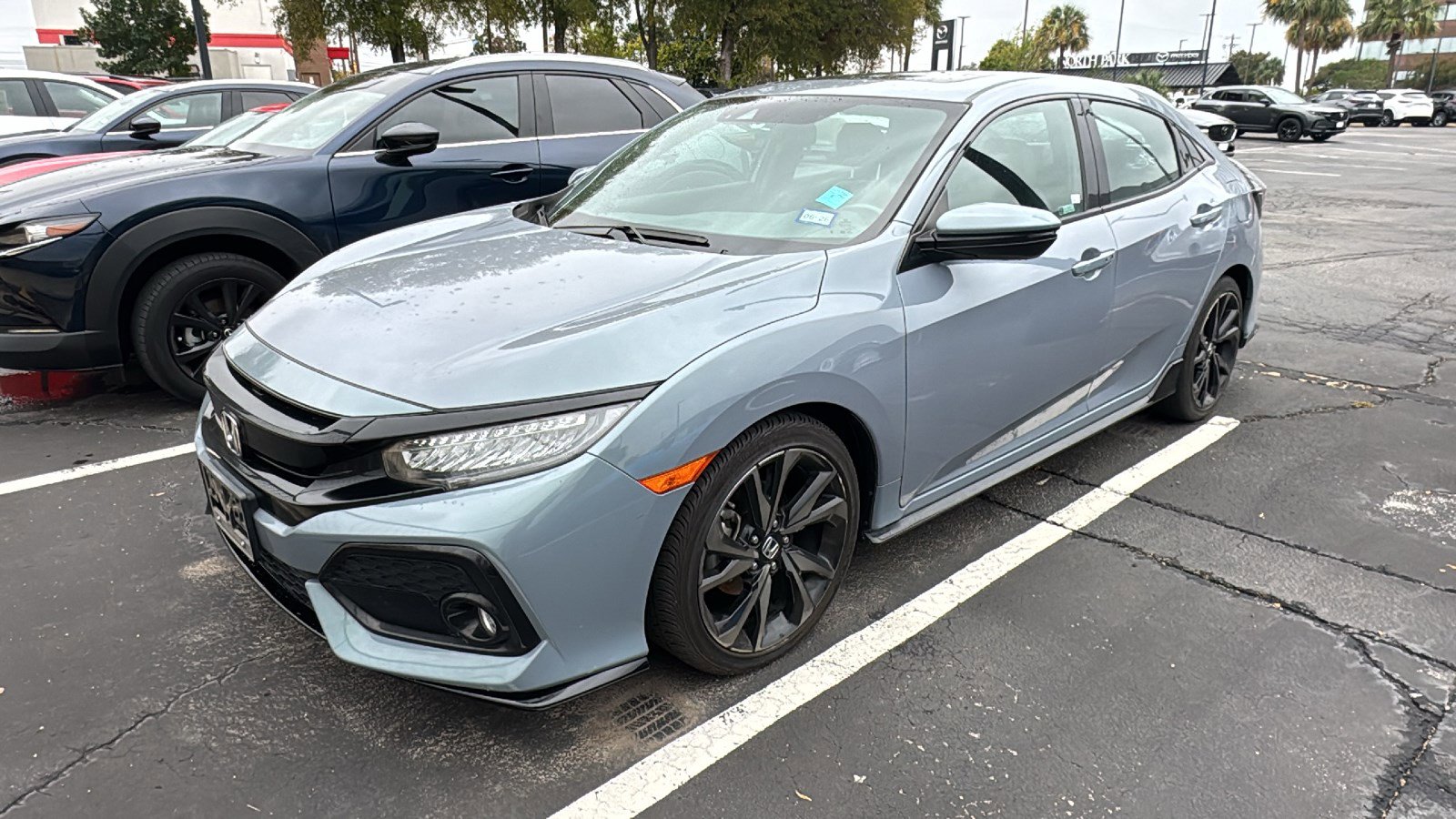 2019 Honda Civic Sport Touring photo 2