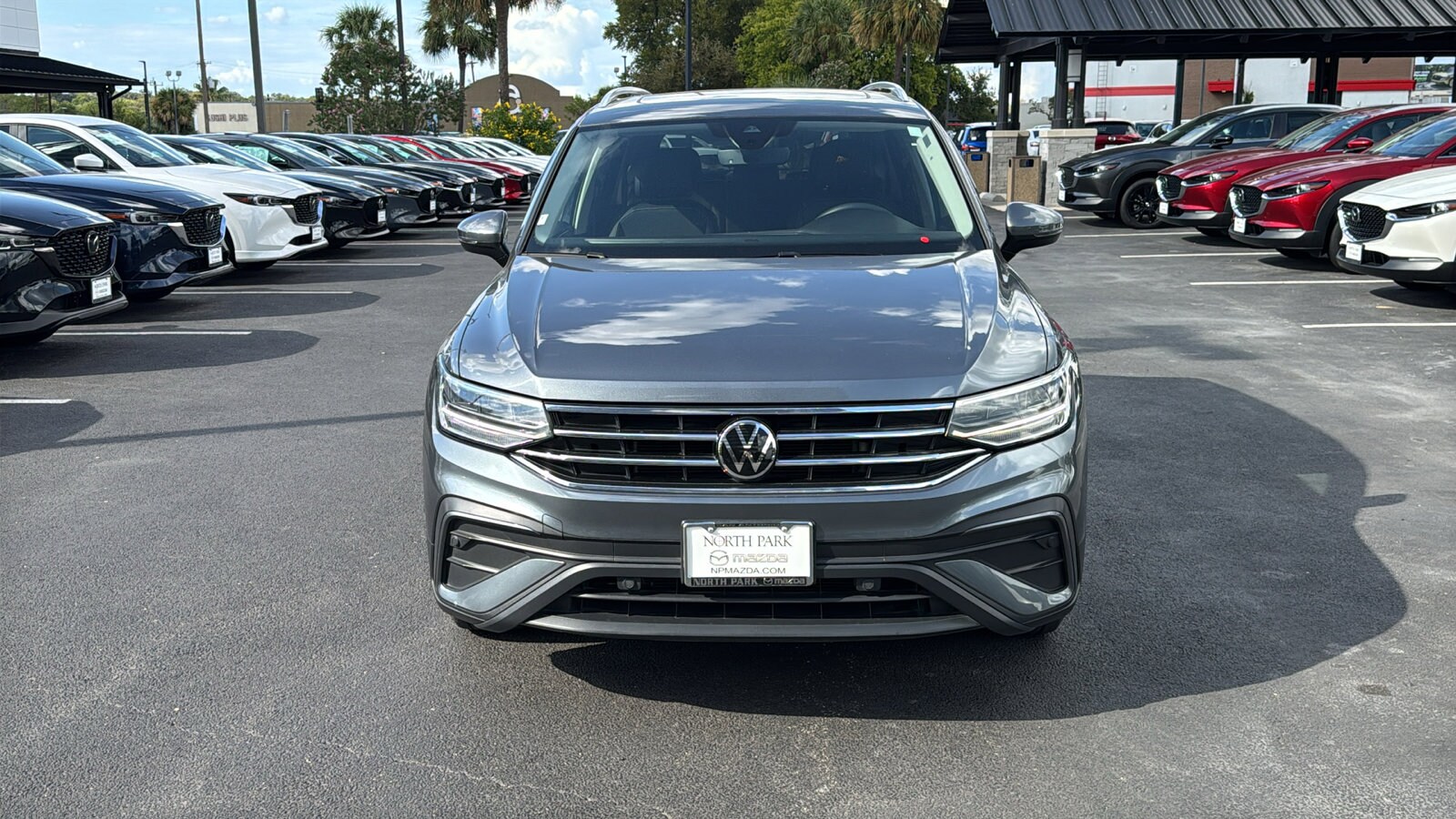 2023 Volkswagen Tiguan SE photo 3