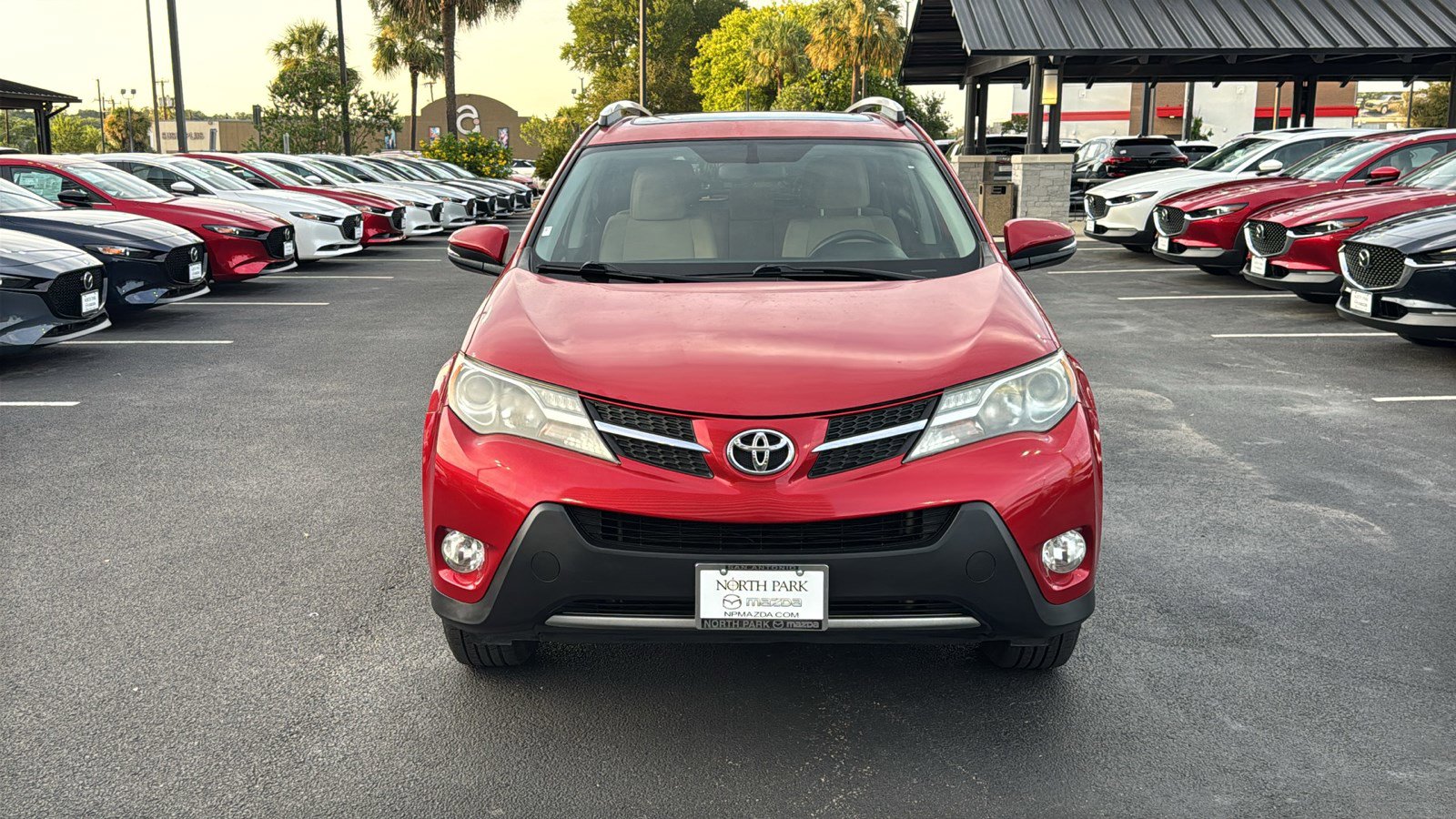 2015 Toyota RAV4 XLE photo 3
