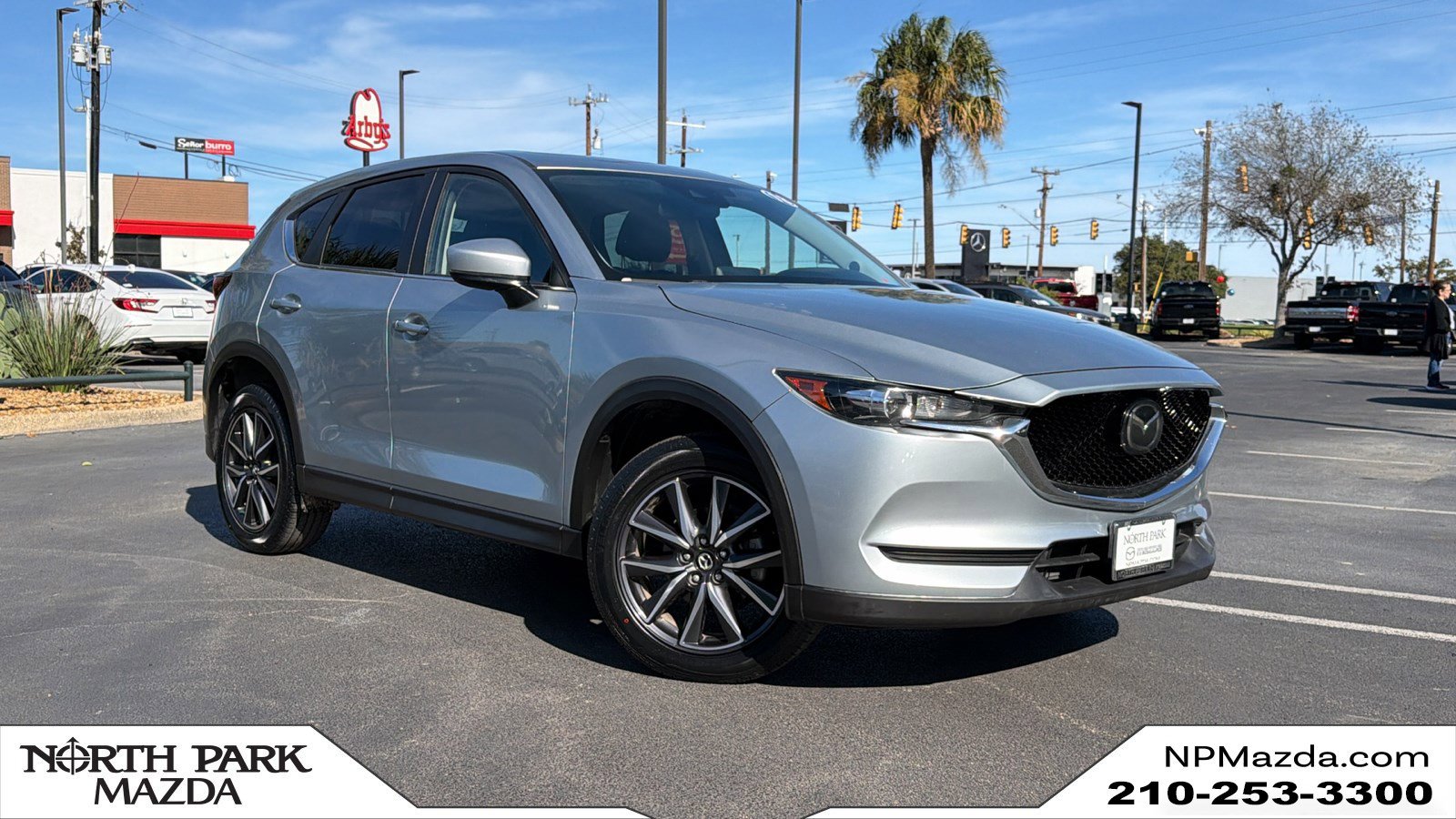2018 Mazda CX-5 Touring's photo