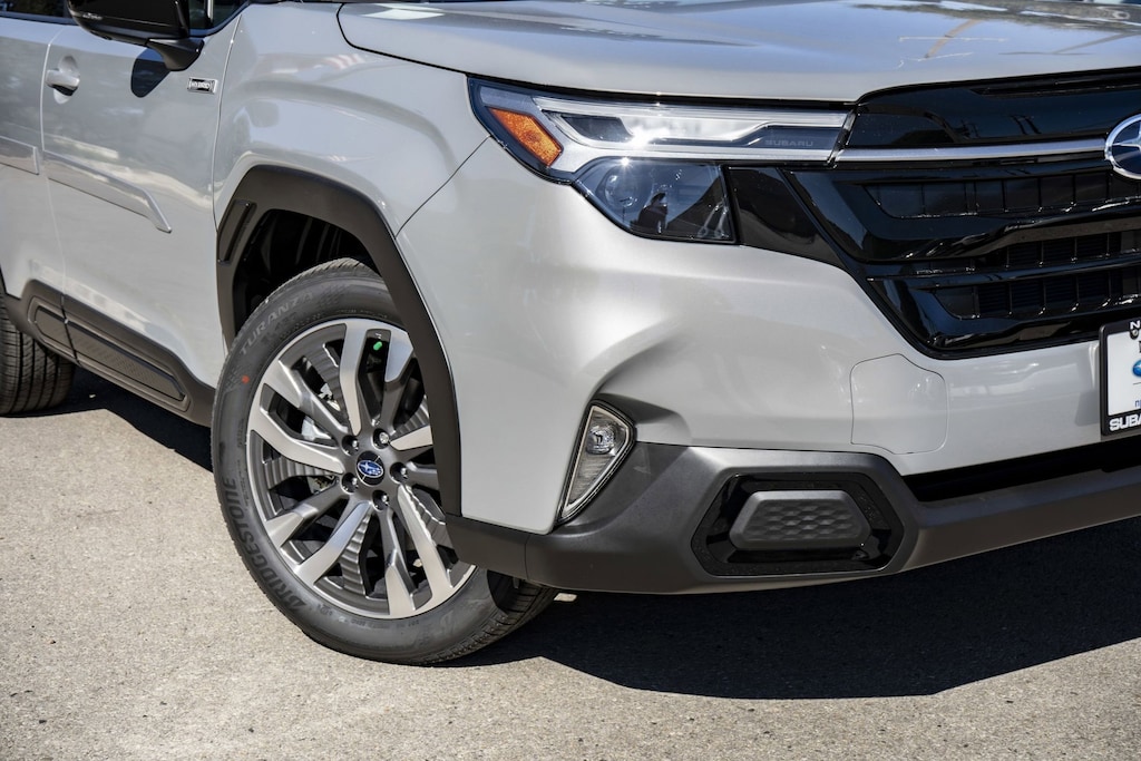New 2025 Subaru Forester Hybrid Touring SUV