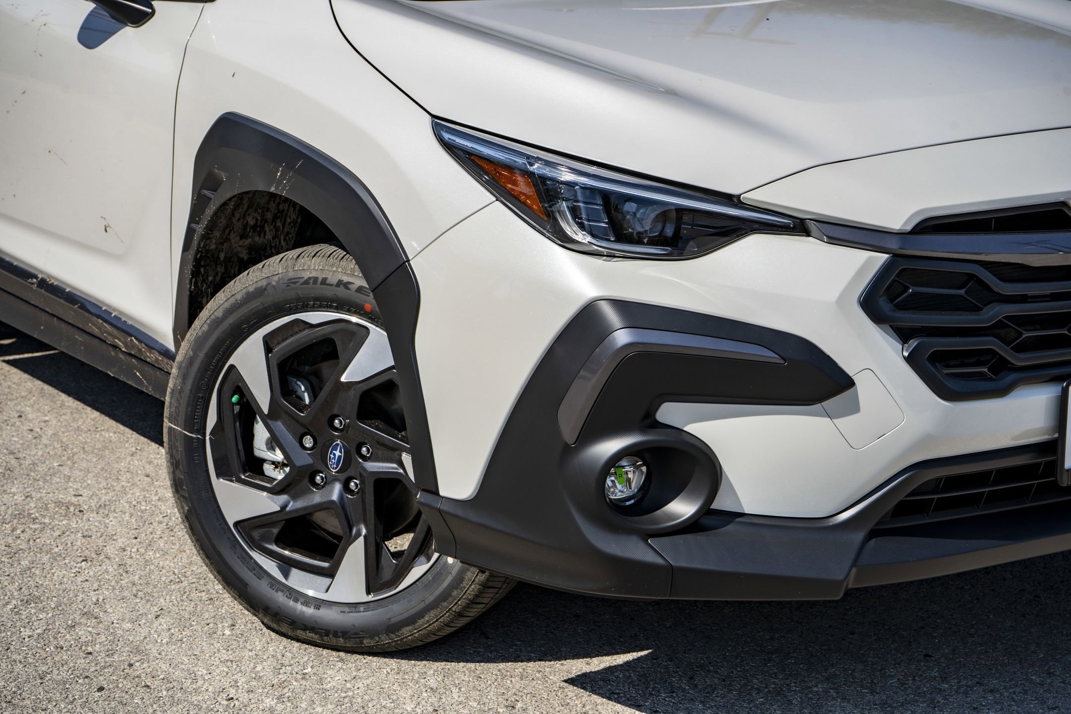 2025 Subaru Crosstrek Limited photo 2