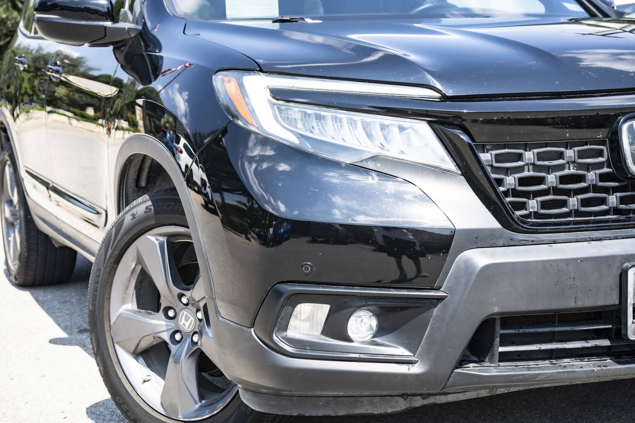 2021 Honda Passport Touring photo 2