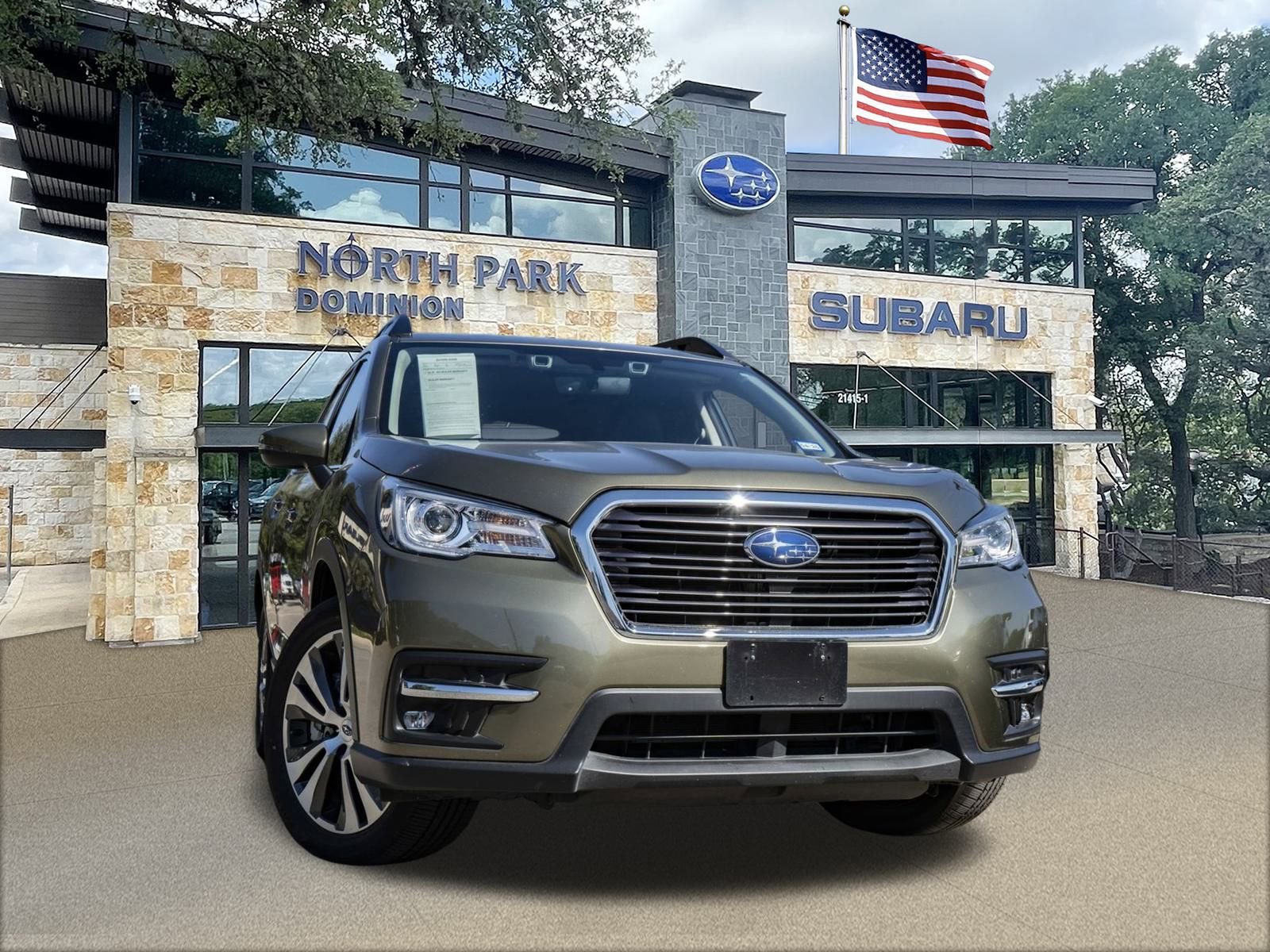 2022 Subaru Ascent Limited photo 3