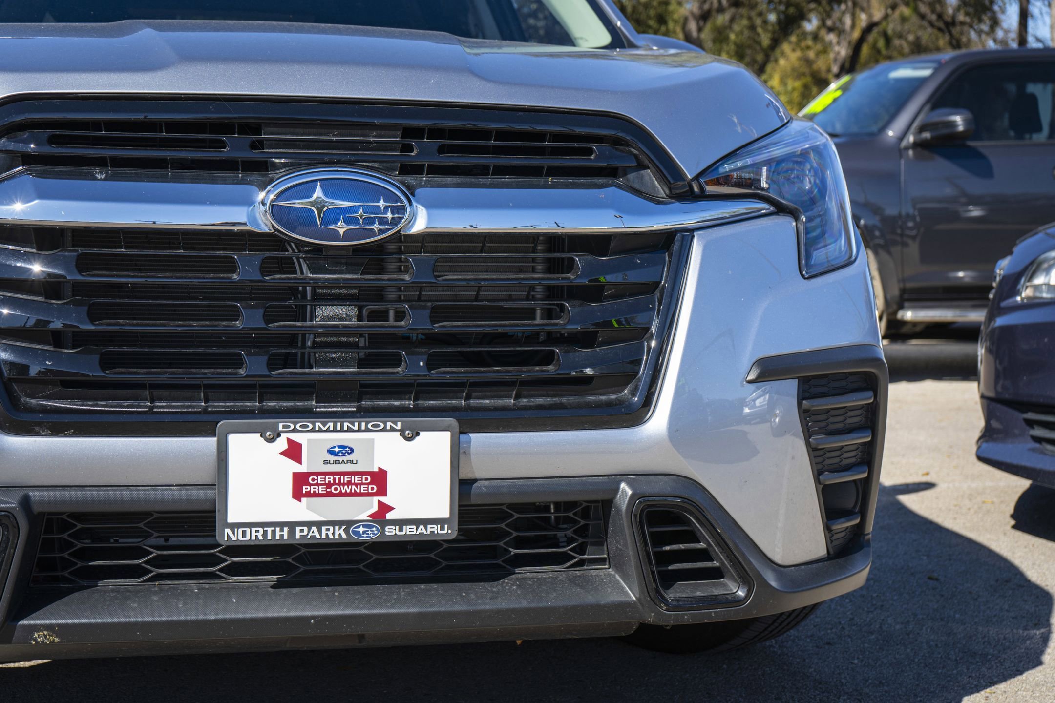 2025 Subaru Ascent Premium photo 3