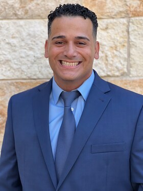 Staff member Angel Ramos from e999b0402da3