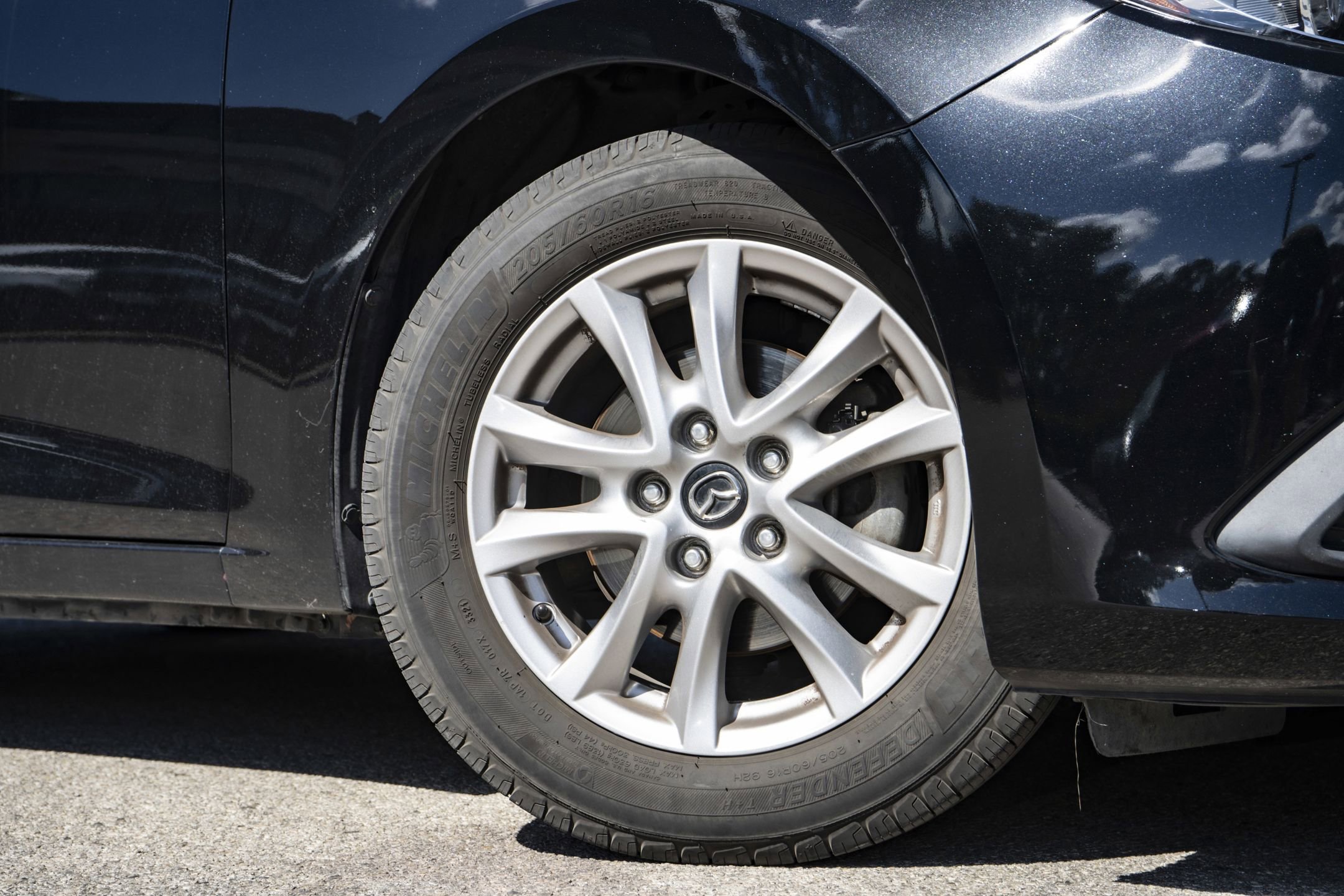 2014 Mazda Mazda3 Touring photo 2