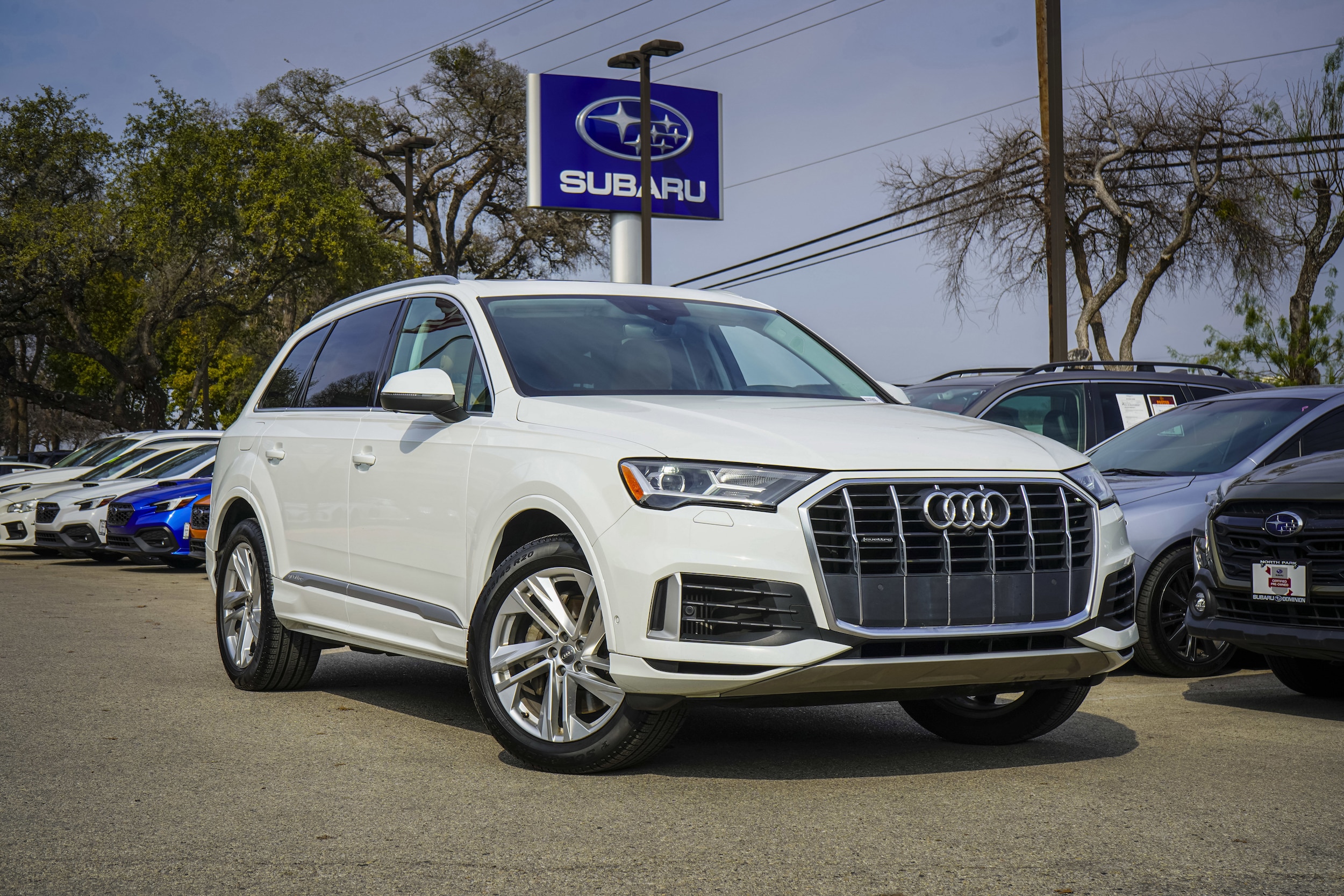 2020 Audi Q7 Premium Plus's photo