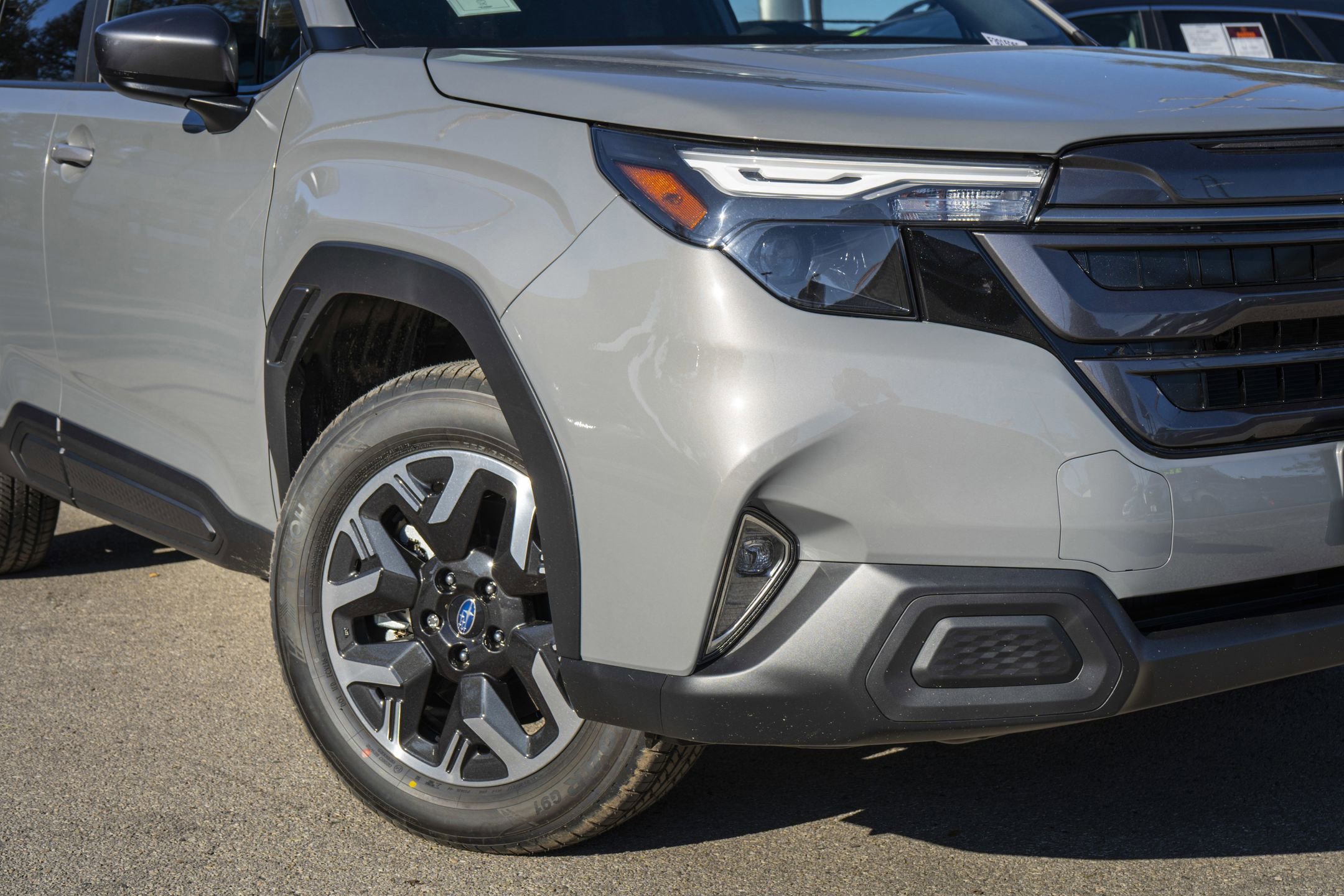 2026 Subaru Forester Premium photo 2