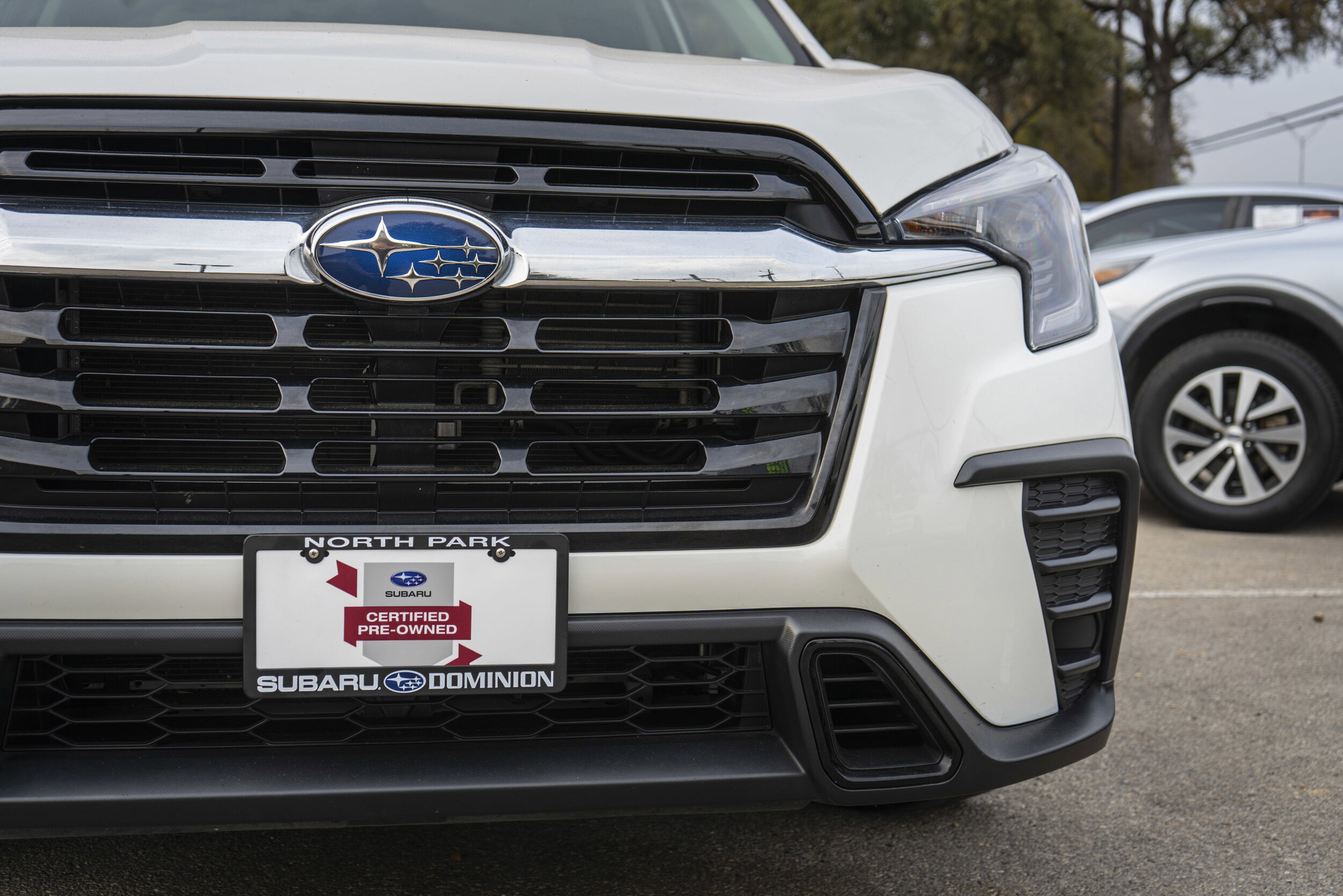 2025 Subaru Ascent Premium photo 4