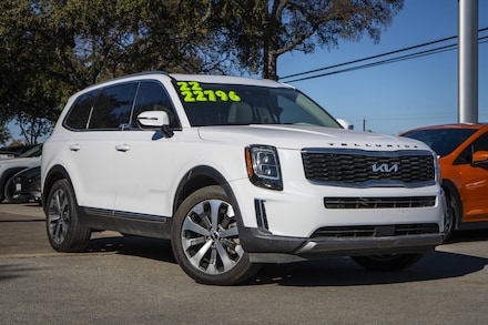 Featured Used 2022 Kia Telluride EX SUV for Sale in San Antonio, TX