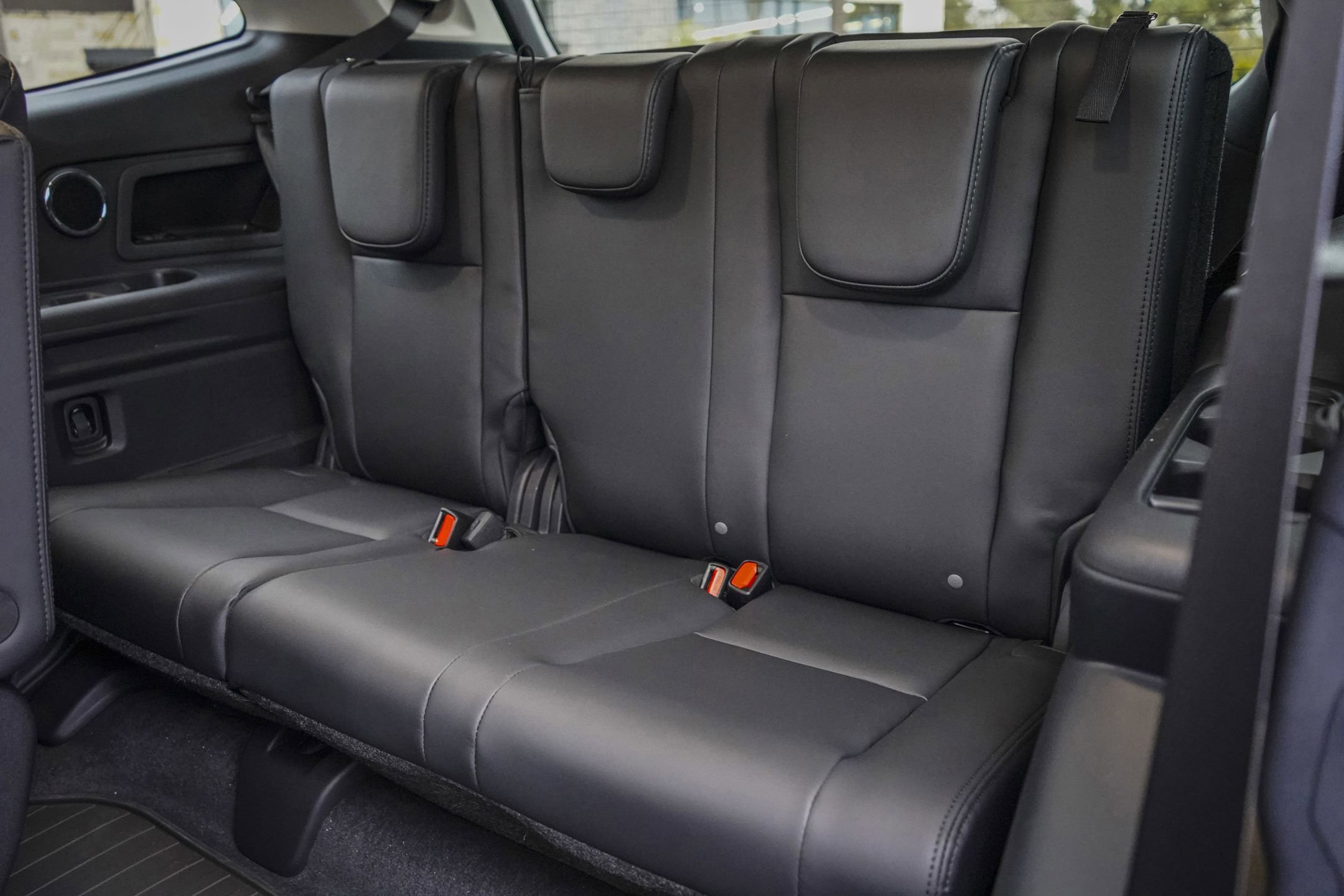 2026 Subaru Ascent Touring - Photo 28