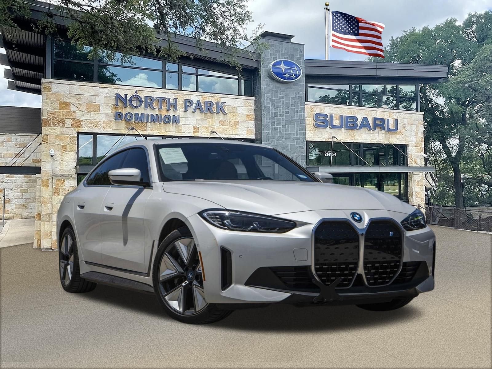 2023 BMW i4 eDrive35's photo