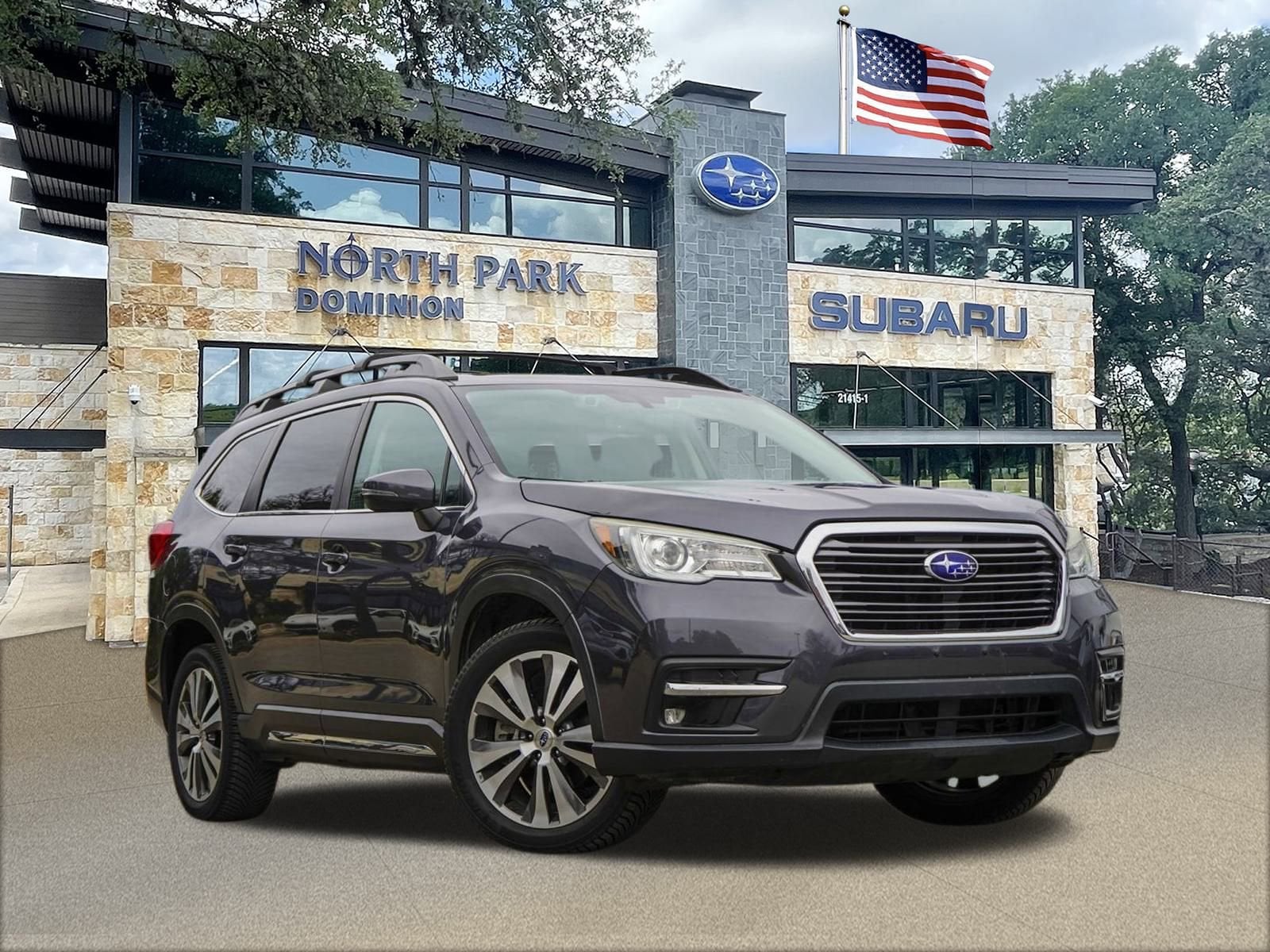 2019 Subaru Ascent Limited's photo