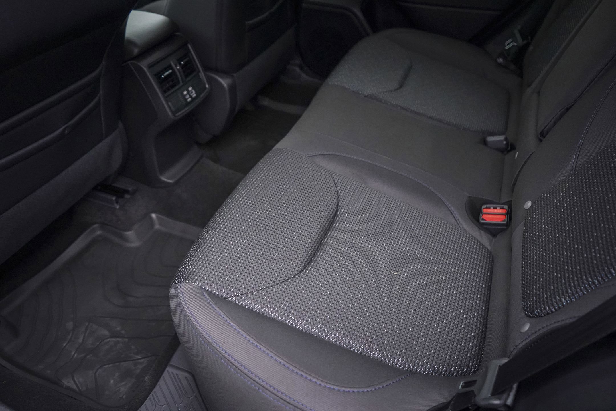 2026 Subaru Forester Premium - Photo 26