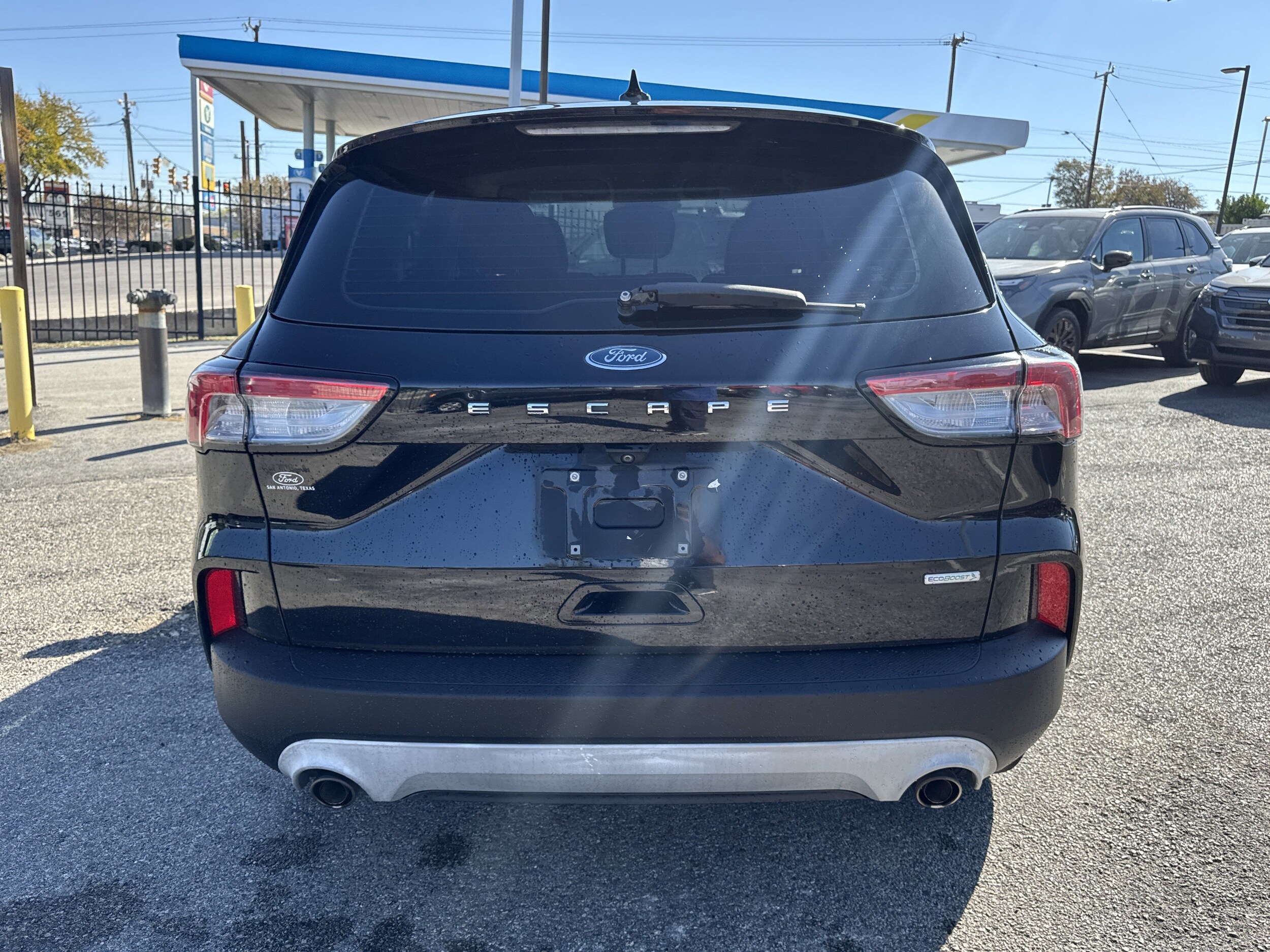 2020 Ford Escape S photo 4