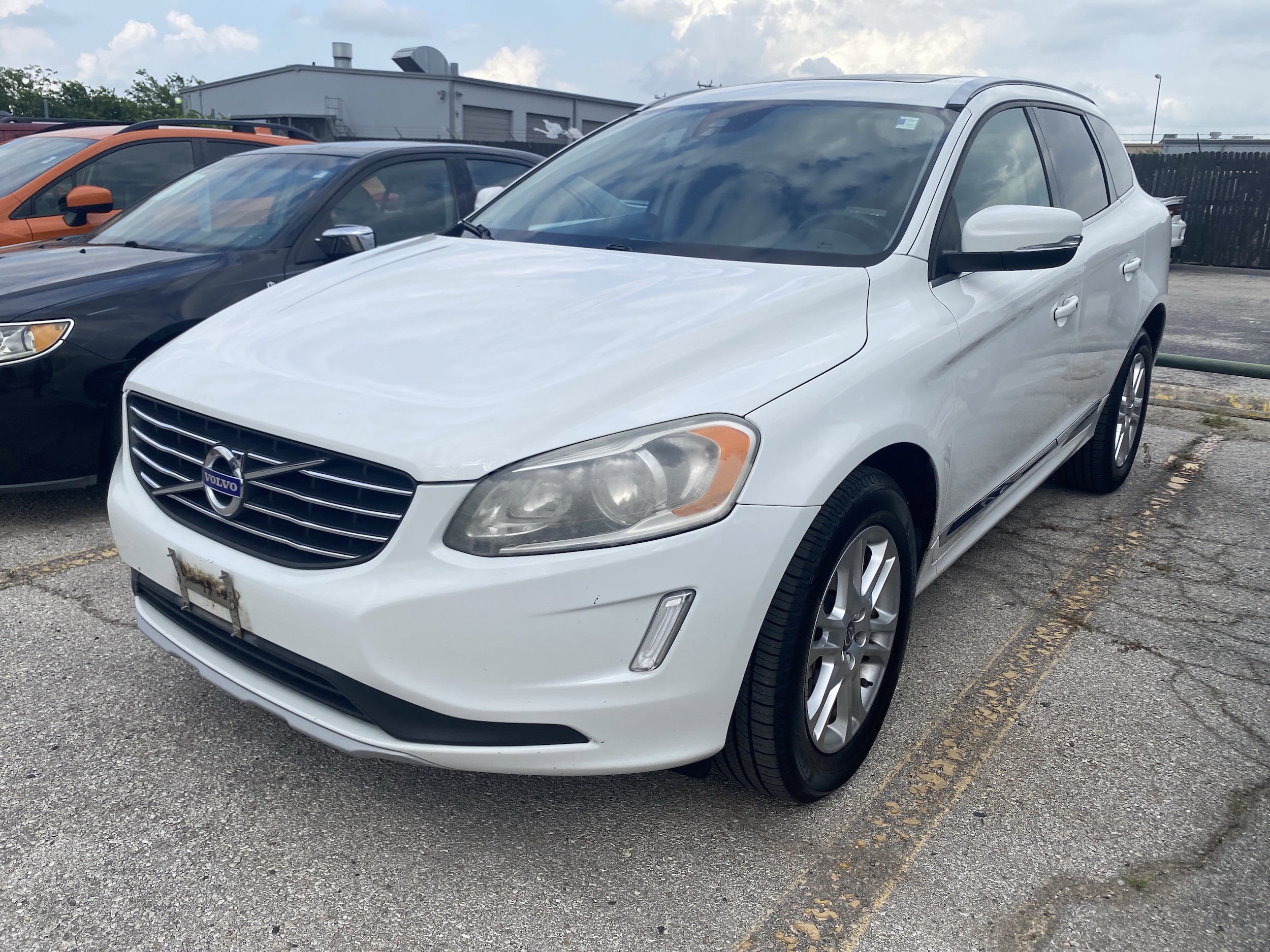 2016 Volvo XC60 T5 Drive-E FWD Premier's photo