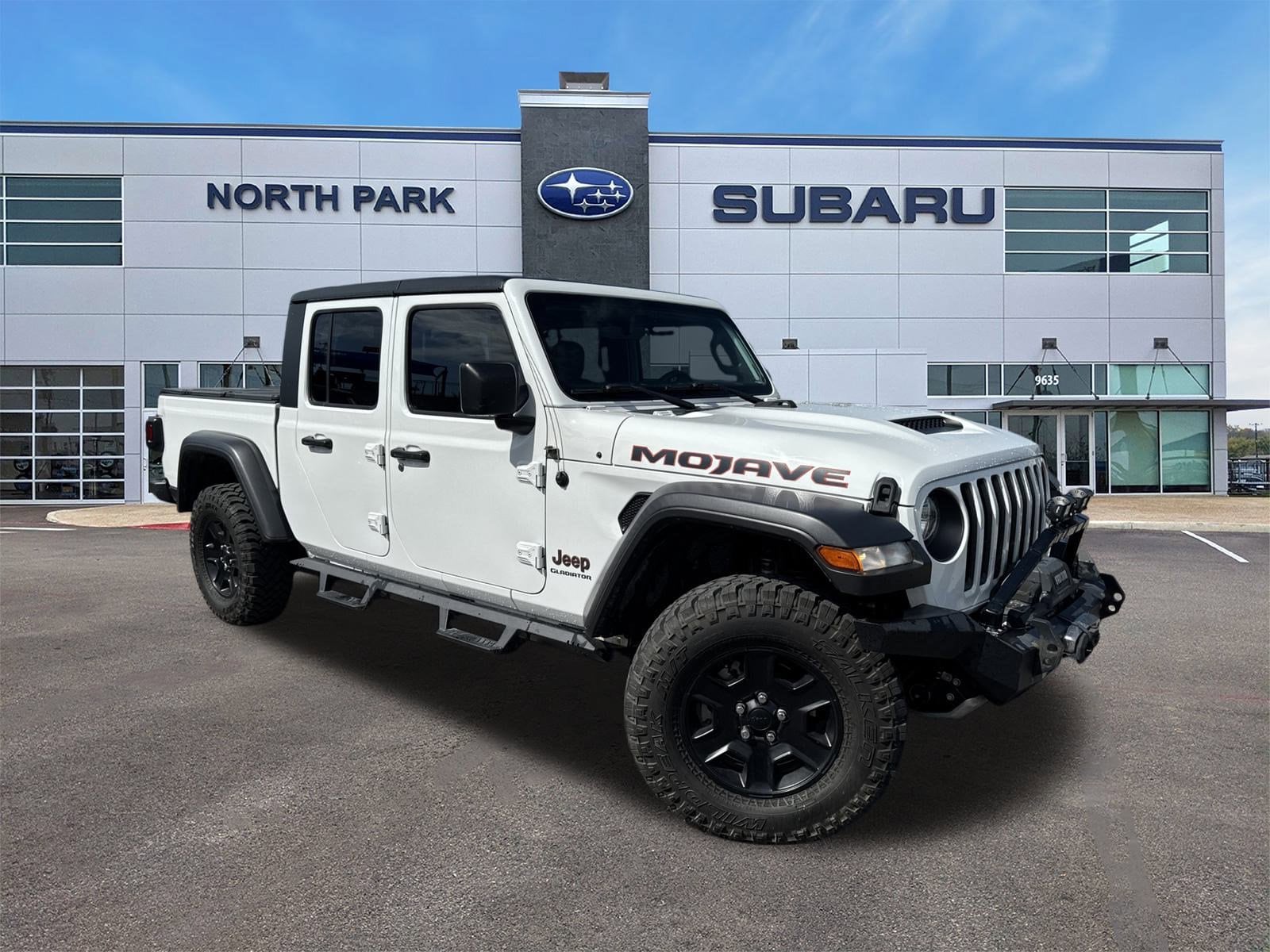 2021 Jeep Gladiator Mojave's photo