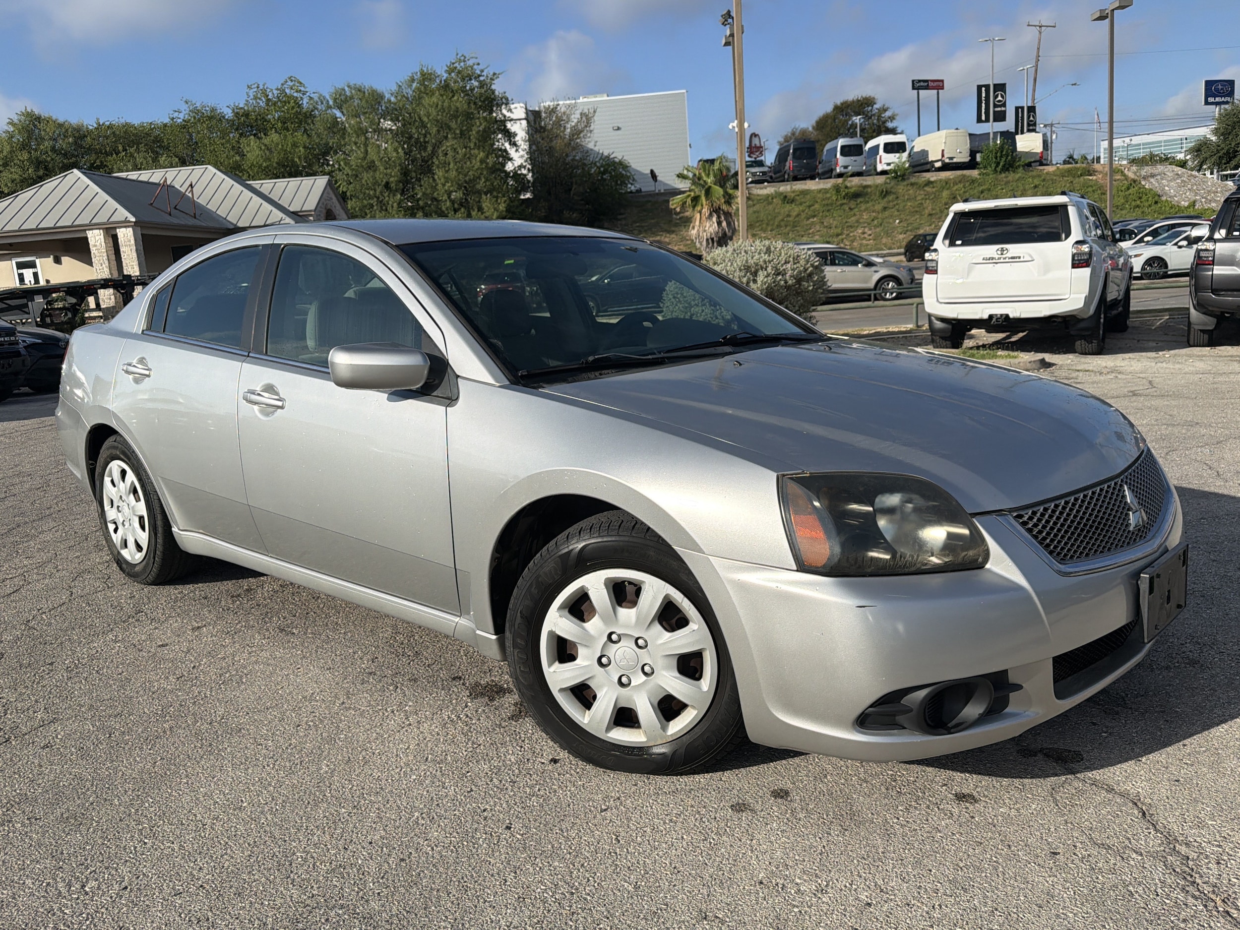 2011 Mitsubishi Galant