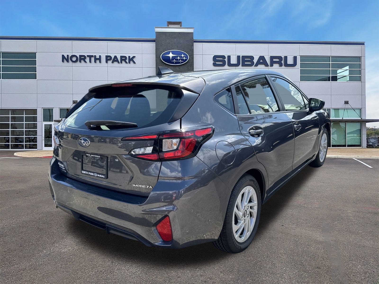 2025 Subaru Impreza Base photo 3