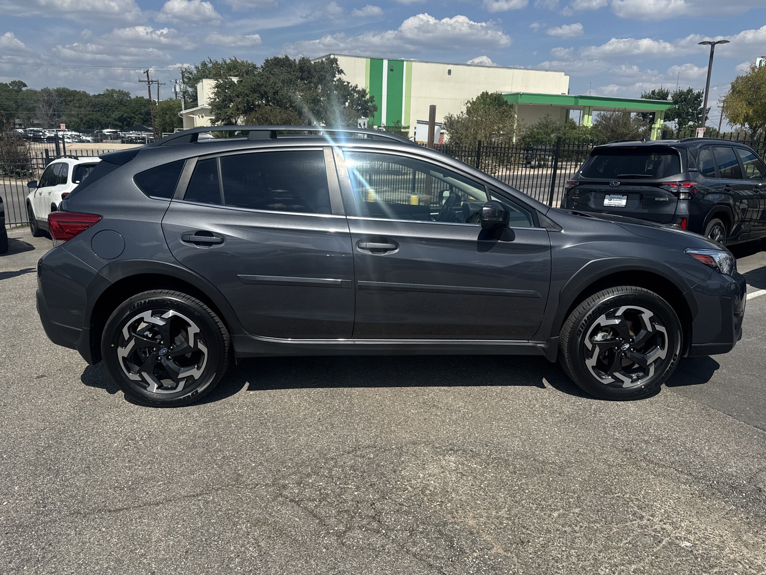 2021 Subaru Crosstrek Limited photo 2
