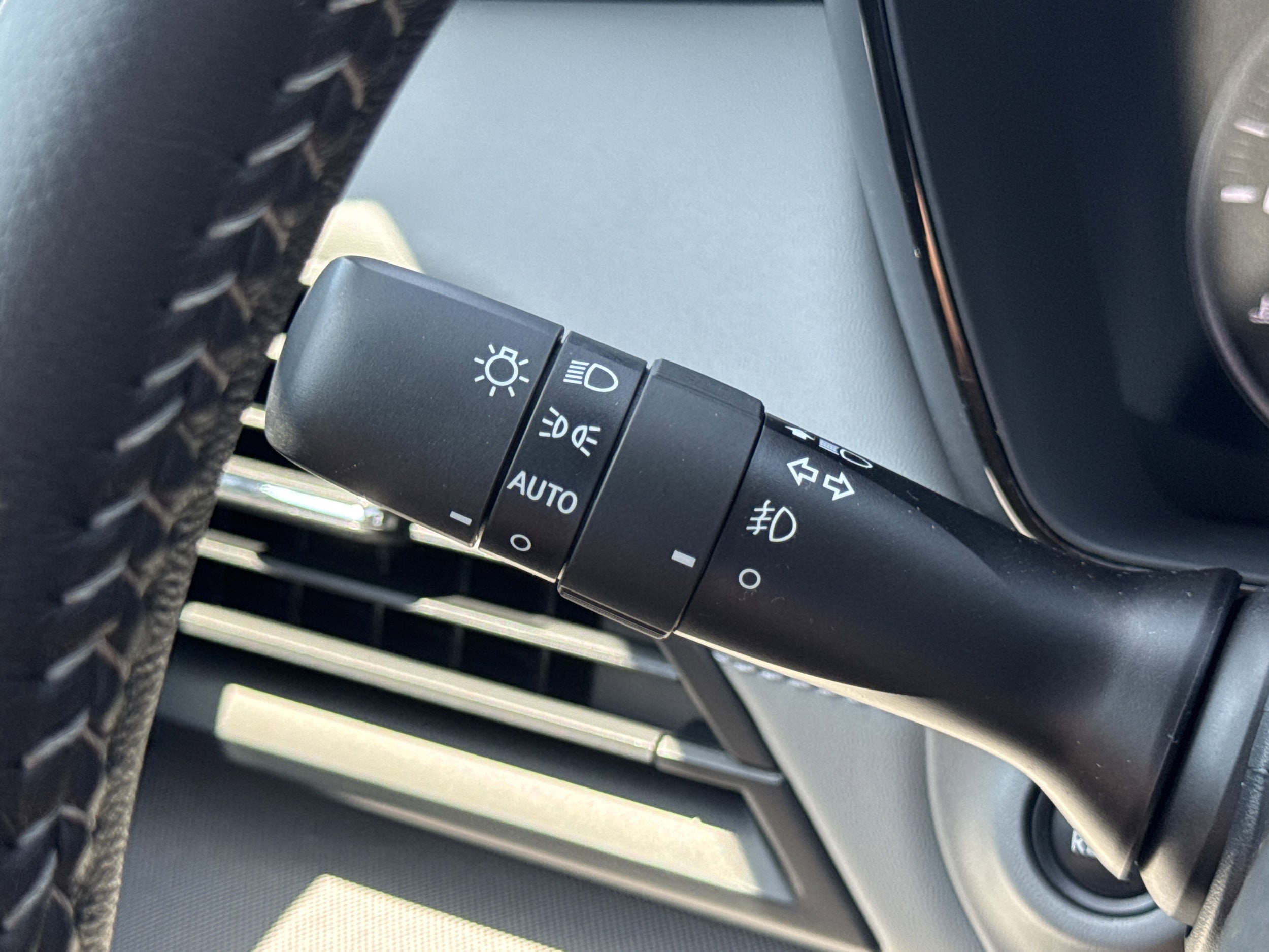 2025 Subaru Legacy Premium - Photo 16