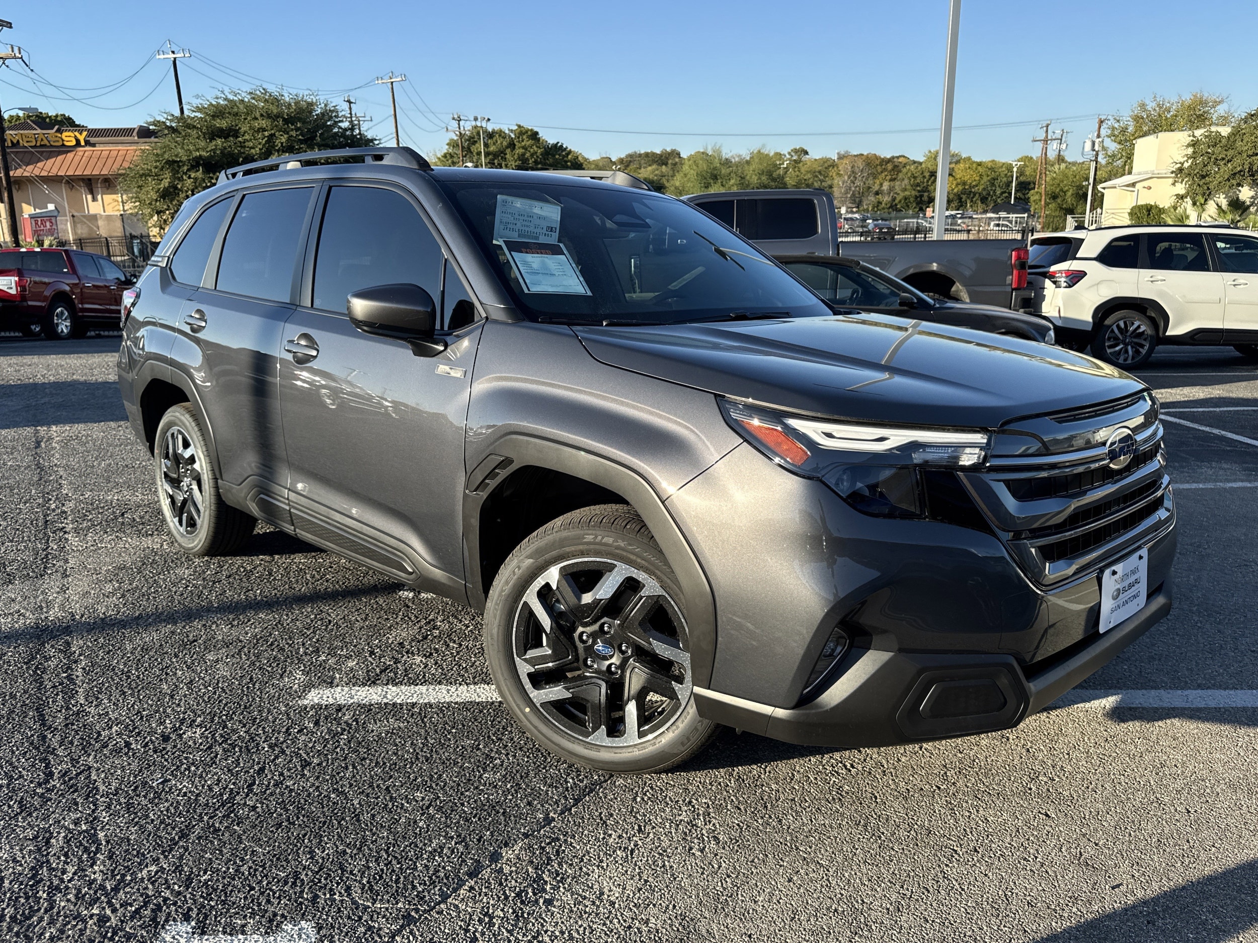 2025 Subaru Forester Premium's photo