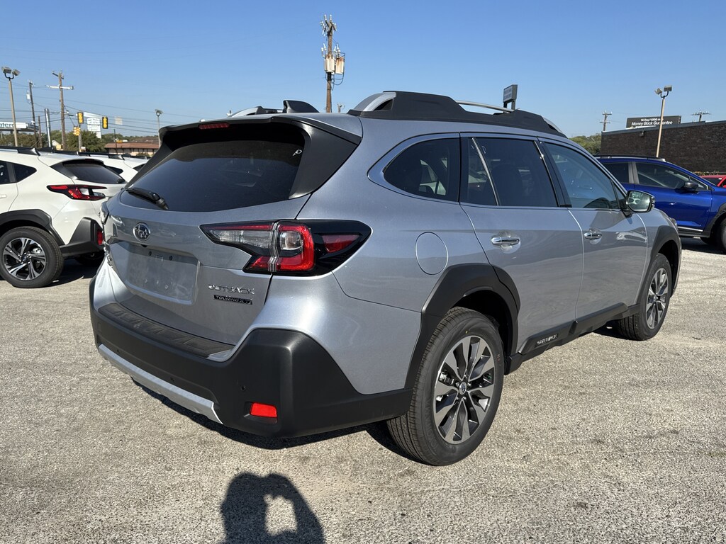 New 2025 Subaru Outback Touring XT SUV