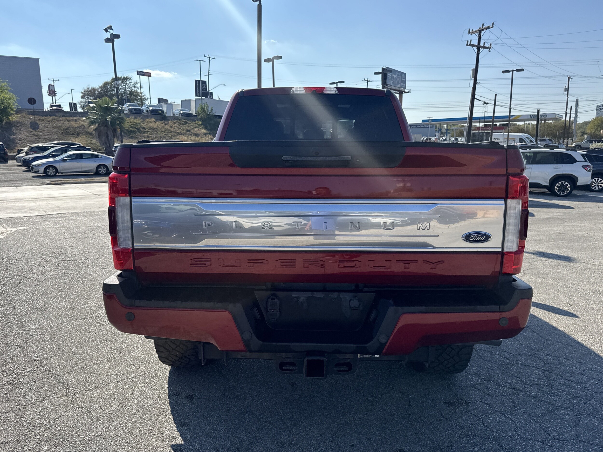 2017 Ford F-350 Platinum photo 4